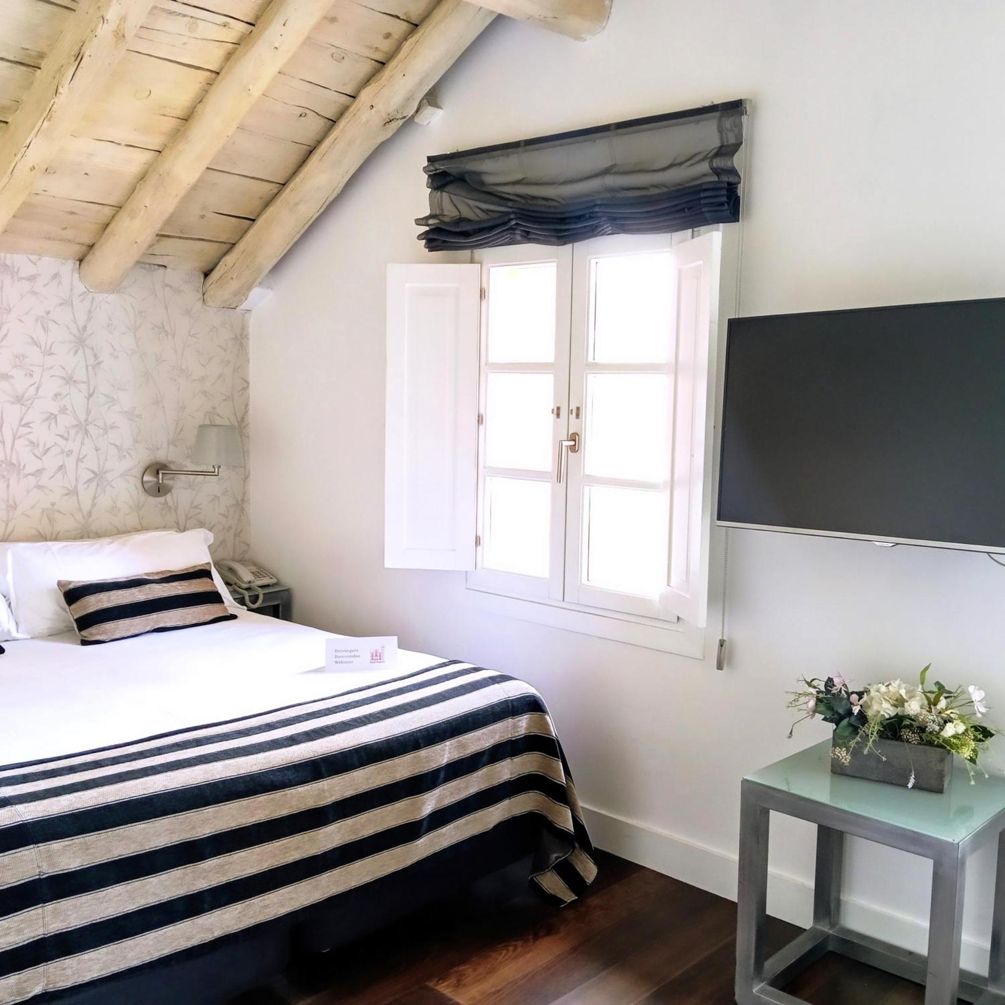 Superior Double or Twin Room Garden View