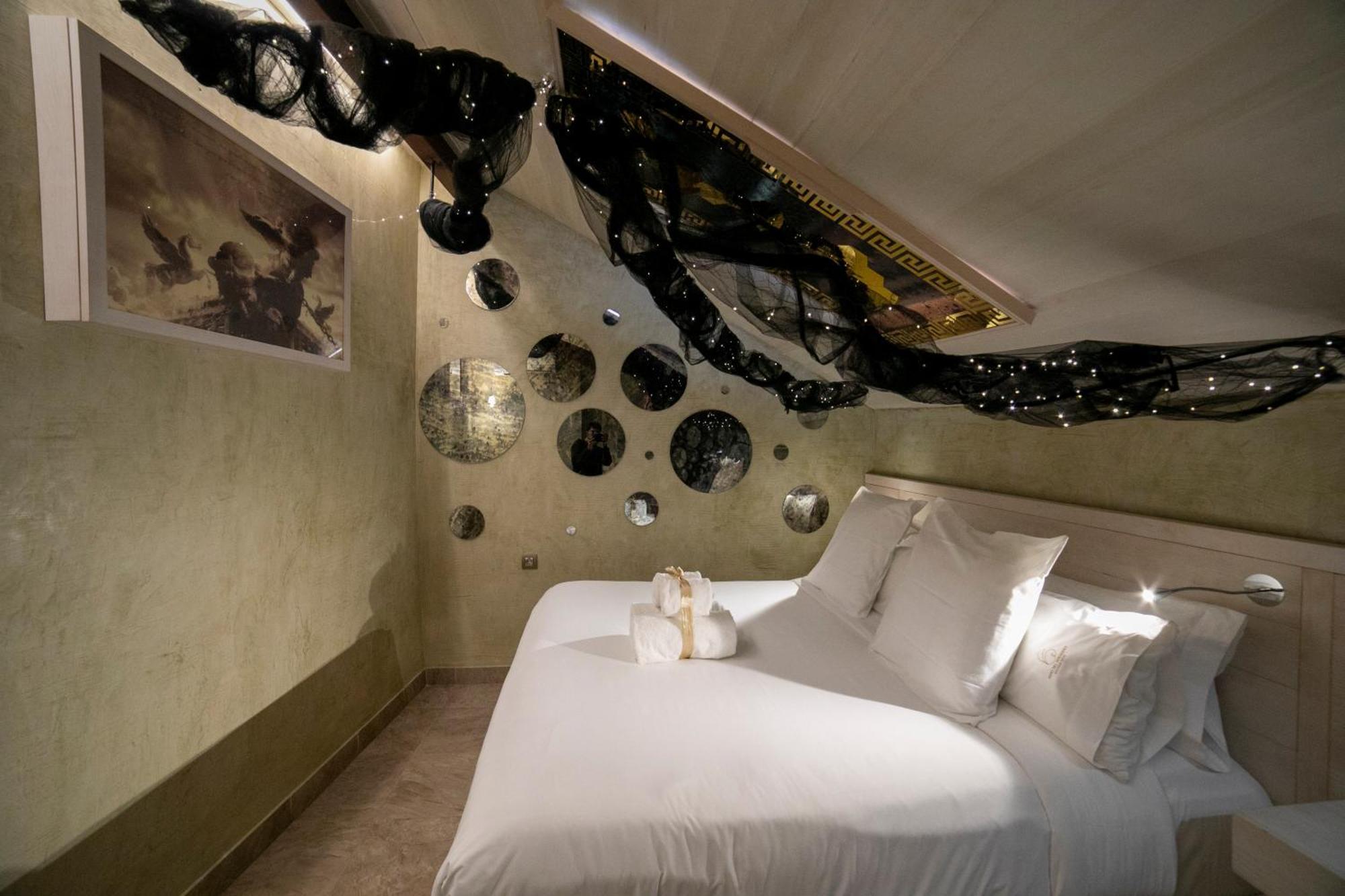 Hypnos Junior Suite