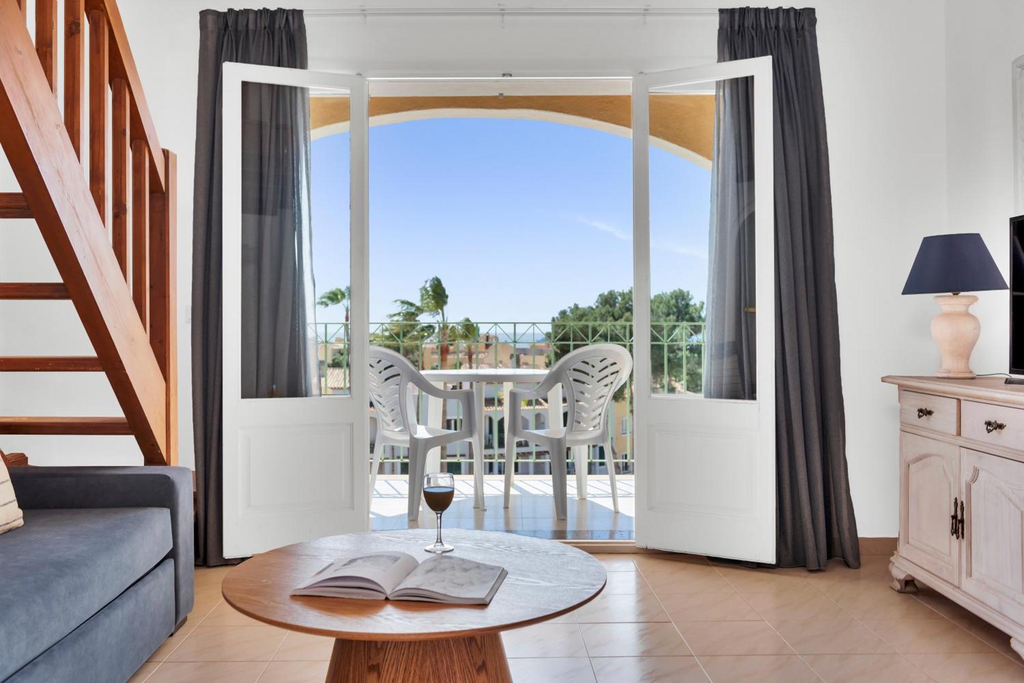 Apartment Sea View