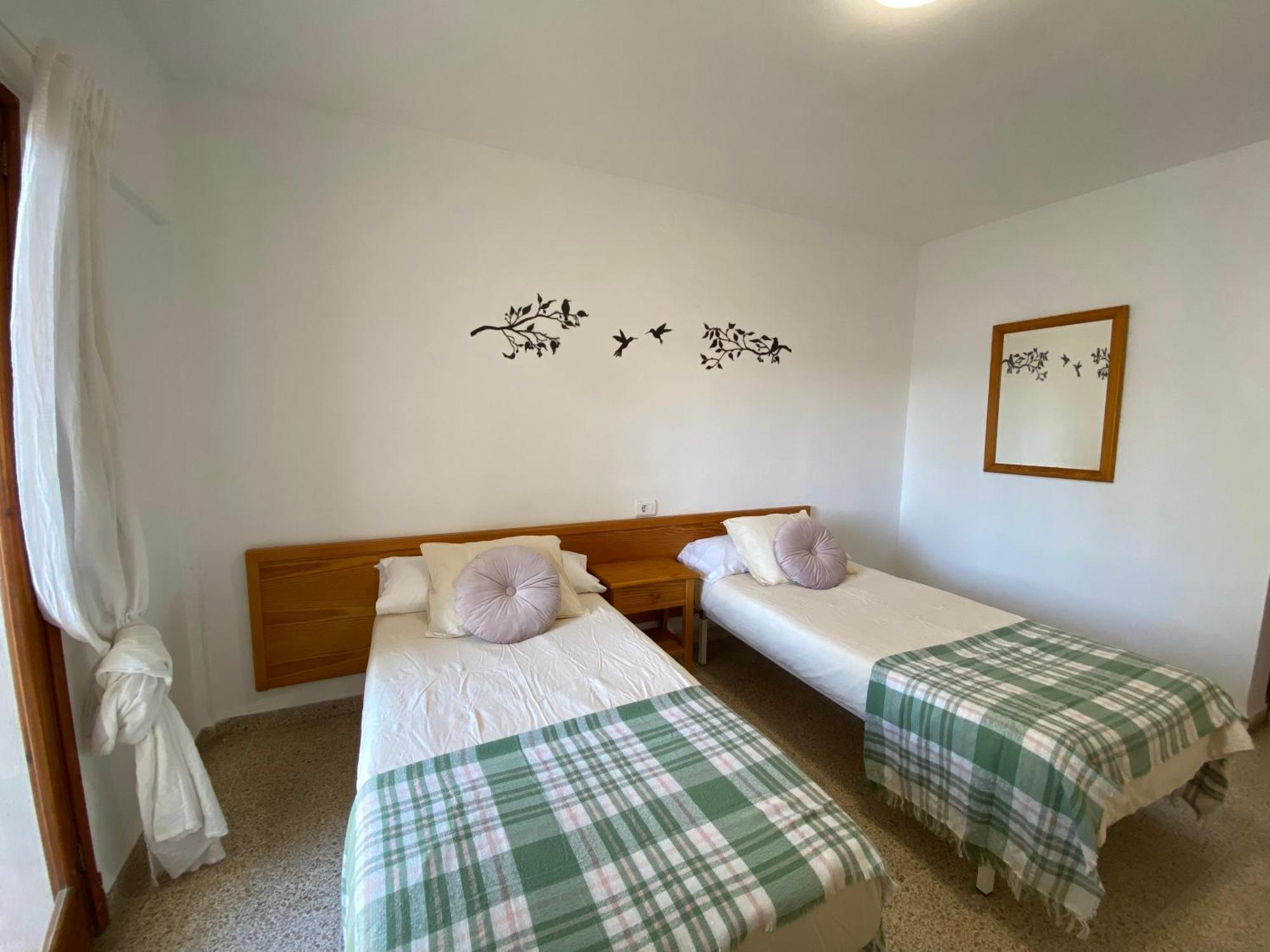Twin Room,1666215953:JPEG