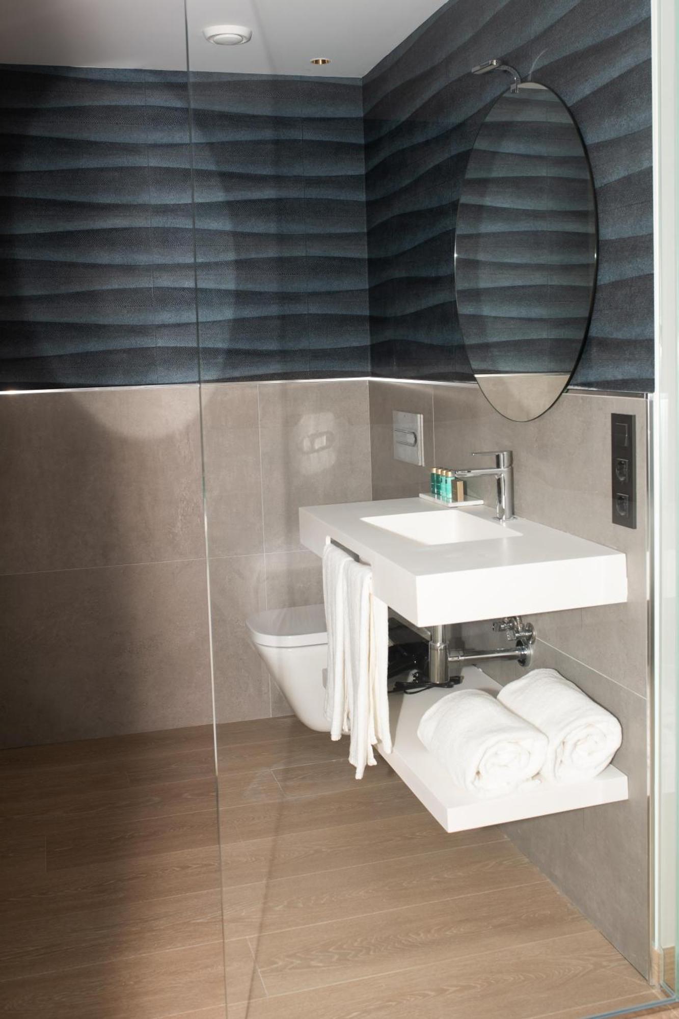 Habitación Triple con balcón