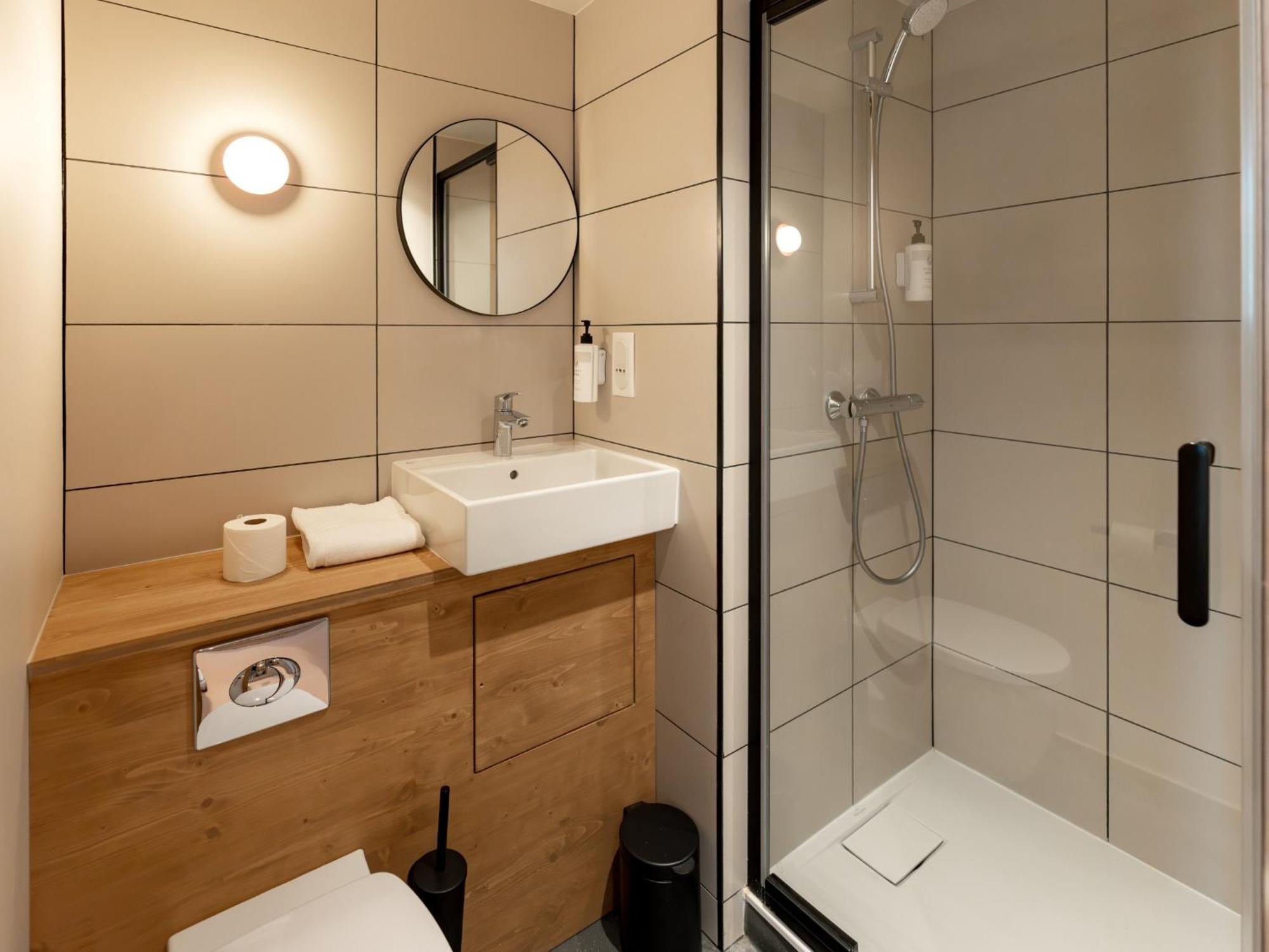 Double Room,1670227080:JPEG