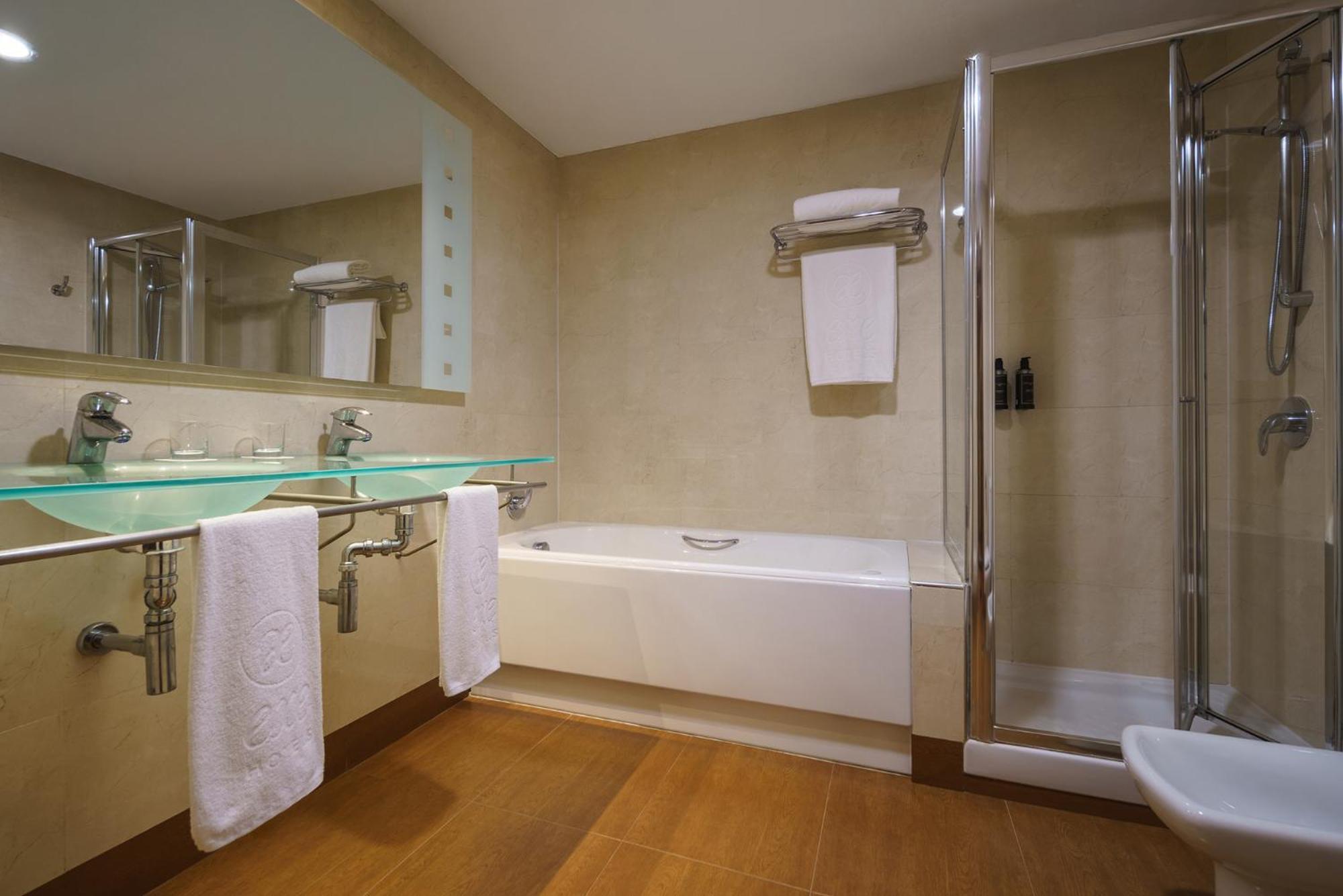 Habitación Doble con sofá cama