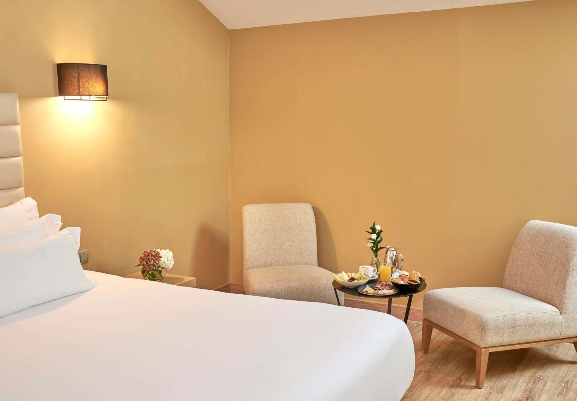 Superior Double or Twin Room with View,1669008675:JPEG