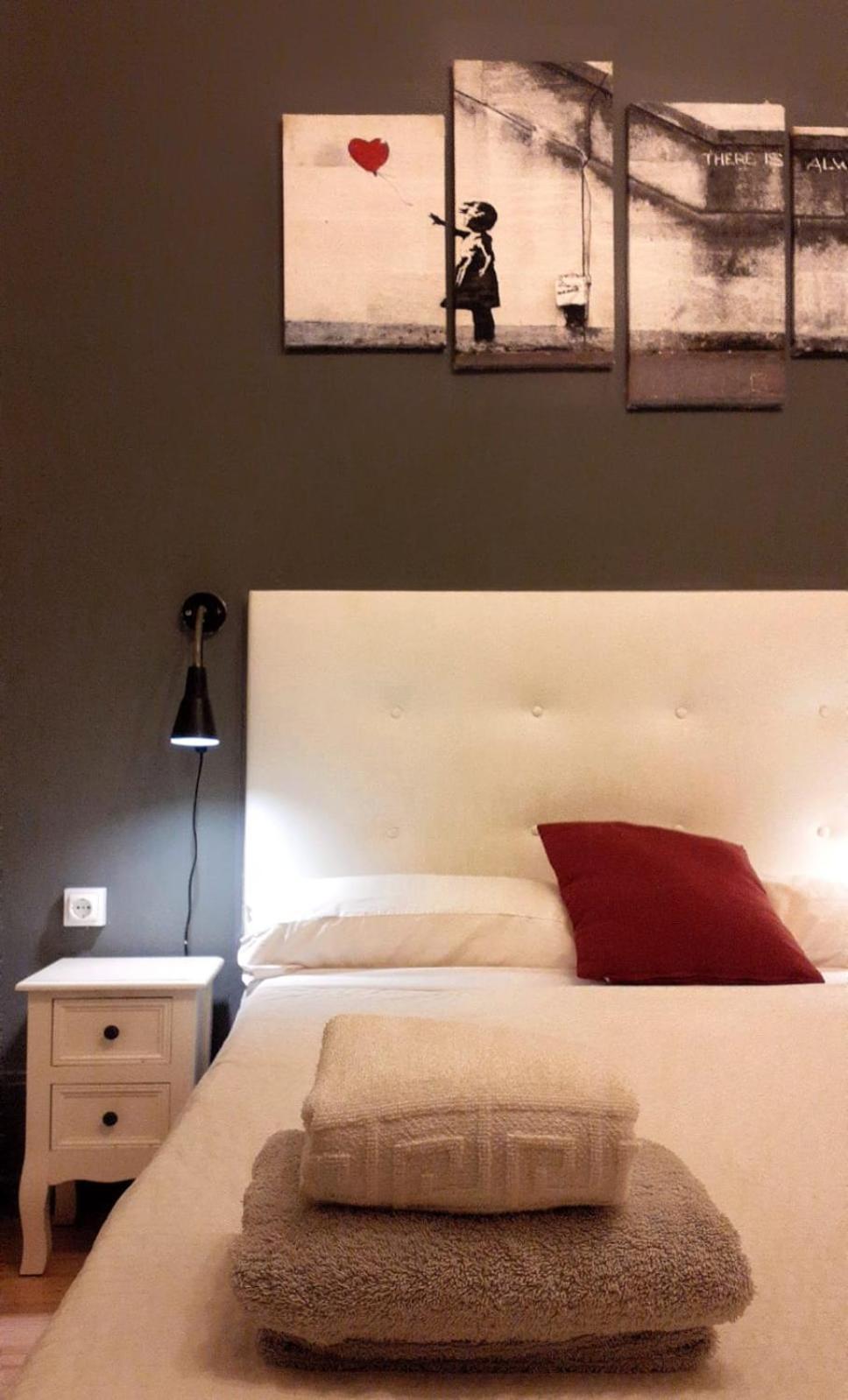 Small Double Room with Shared Bathroom,1669845455:JPEG