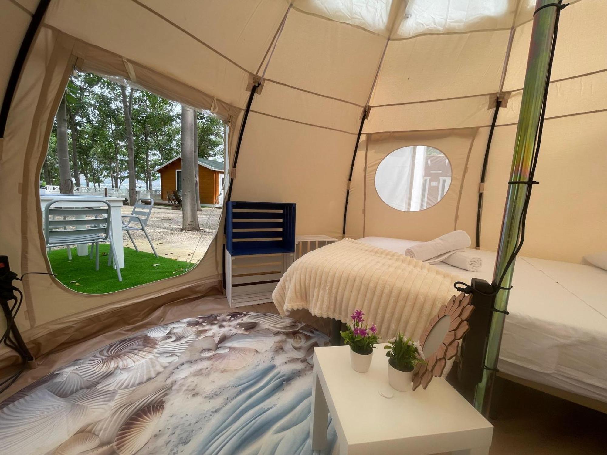 Tent