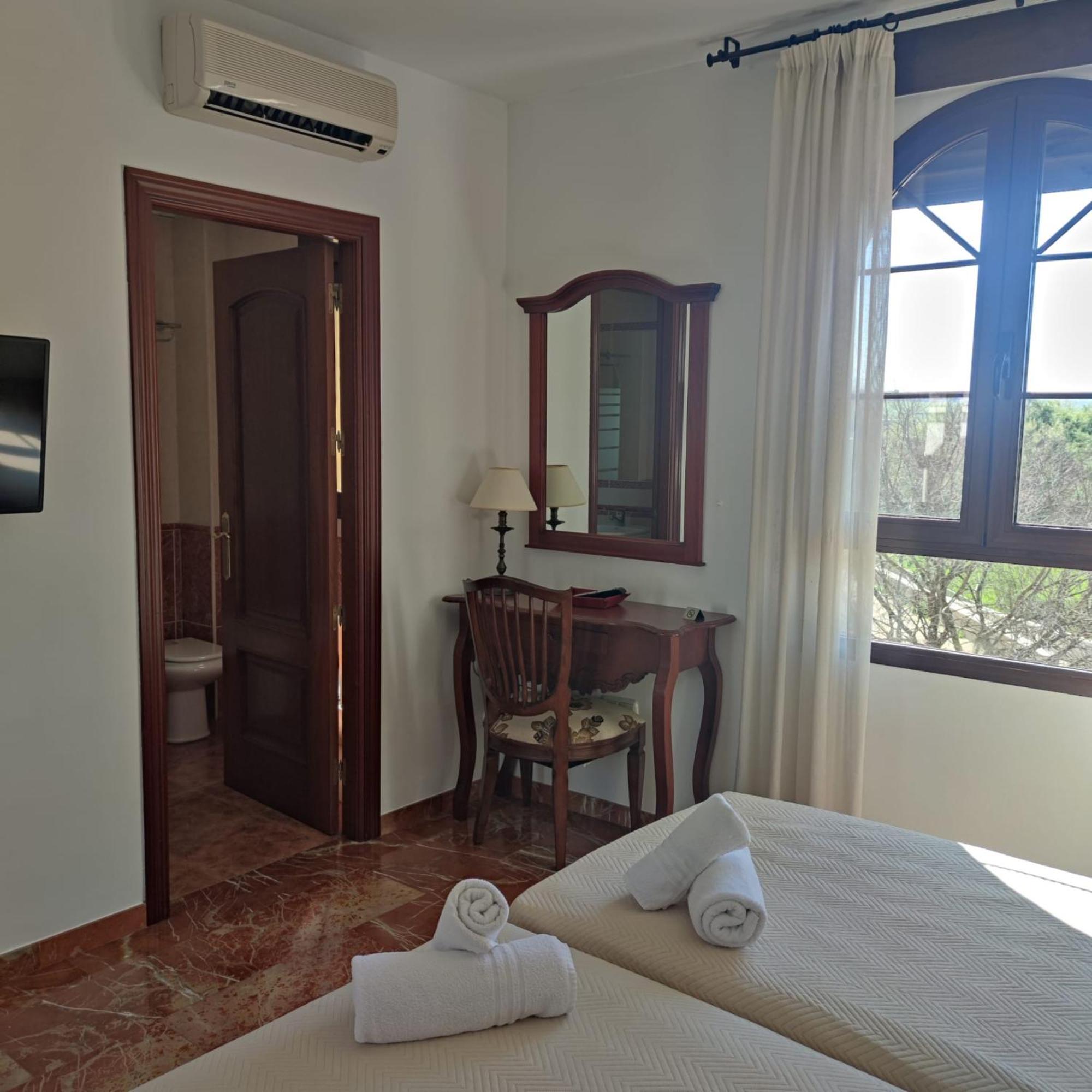 Large Twin Room