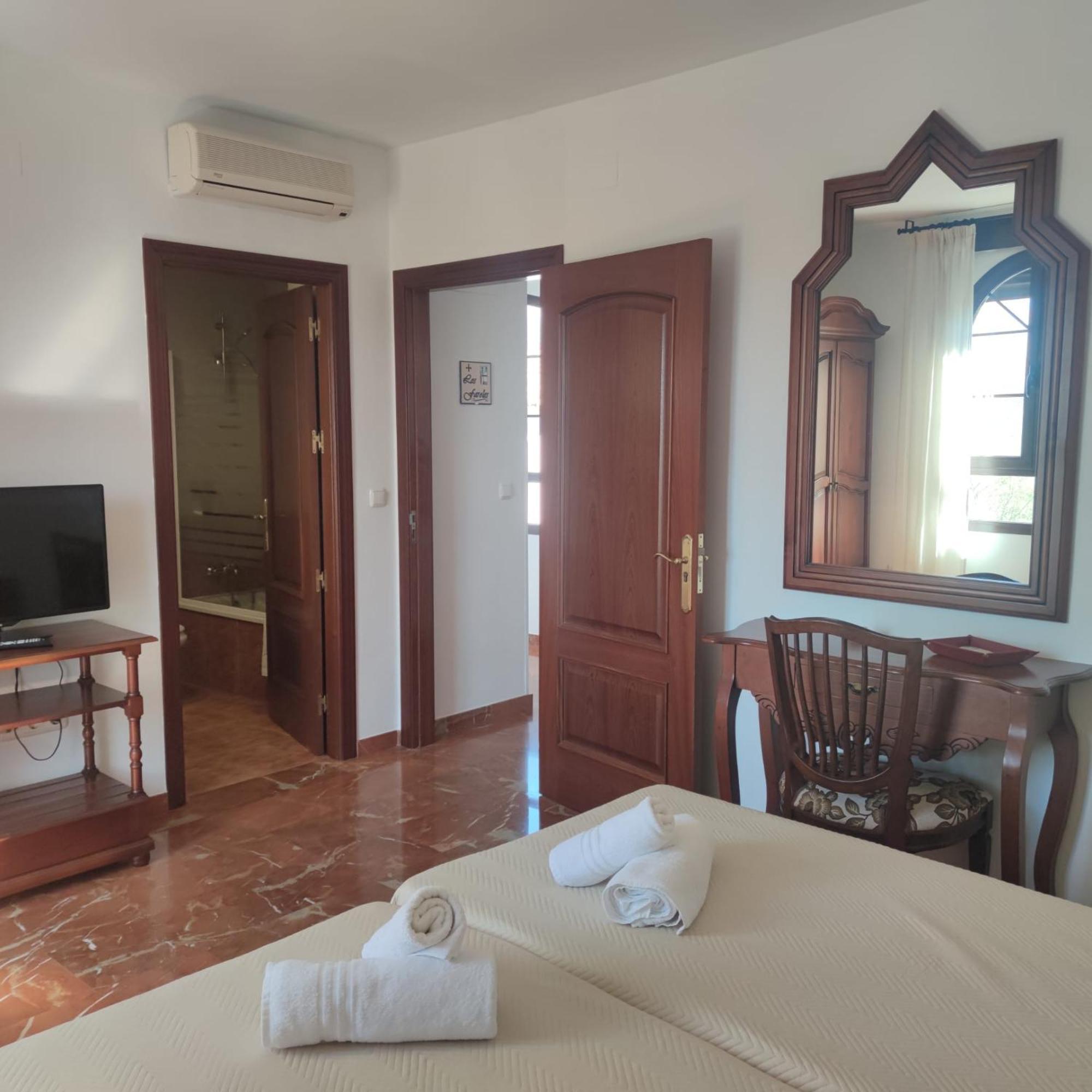 Large Twin Room