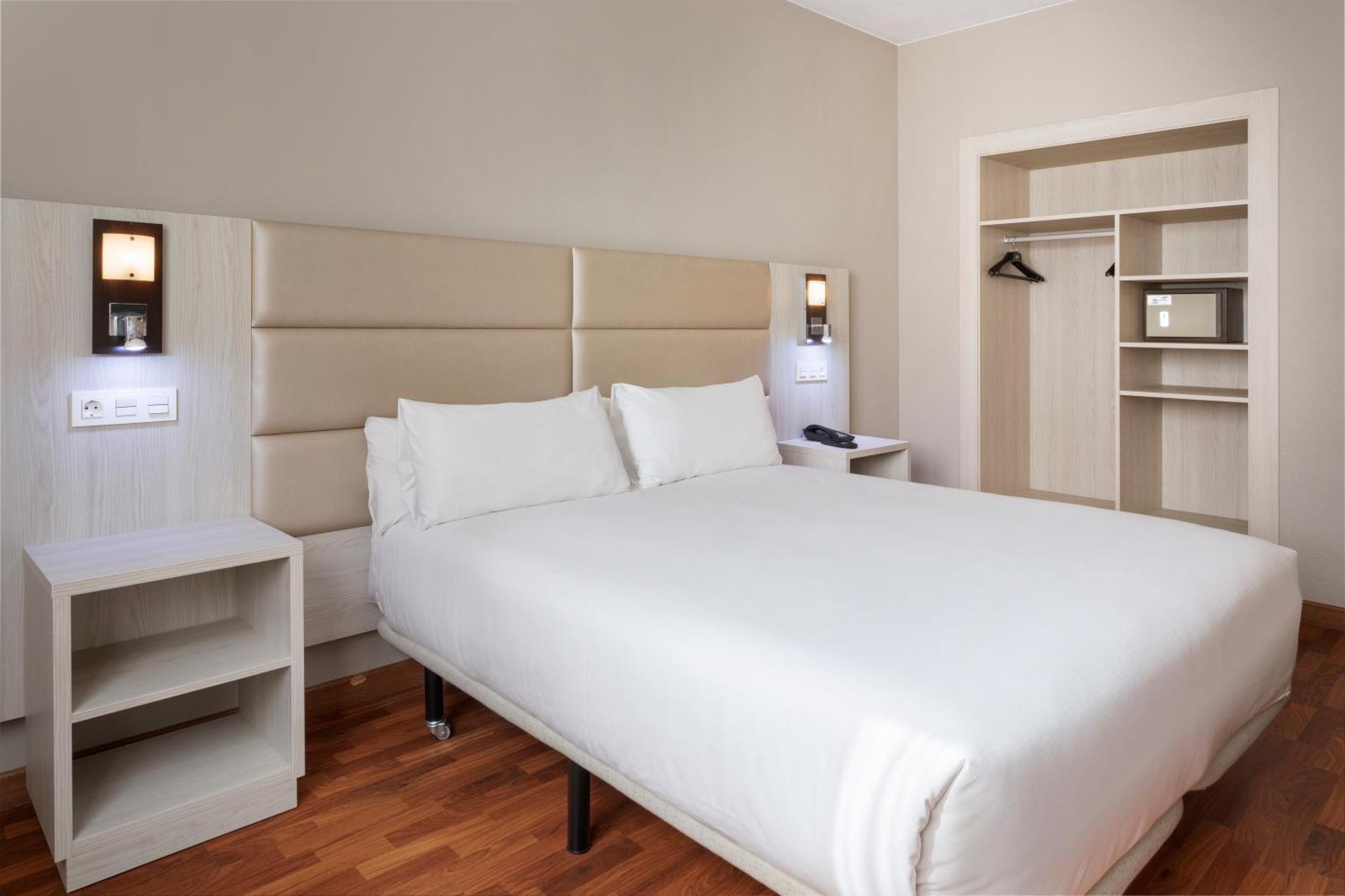 Double or Twin Room,1671866639:JPEG