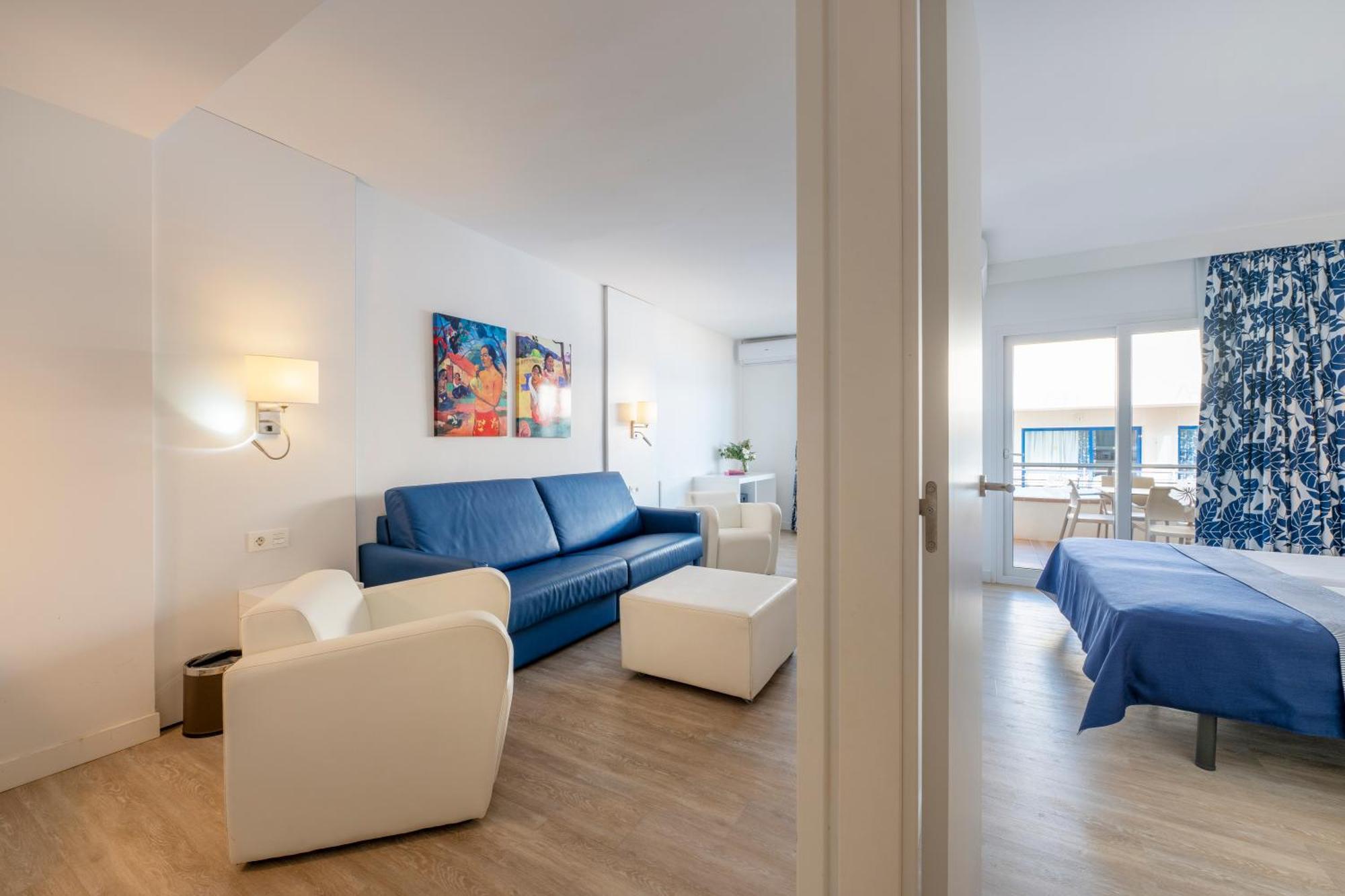 Suite Balcony,1673934131:JPEG