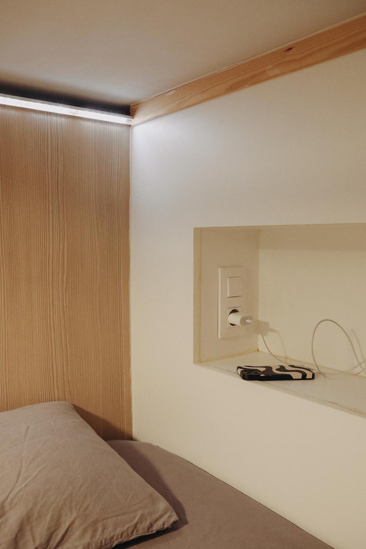 Bed in 10-Bed Mixed Dormitory Room