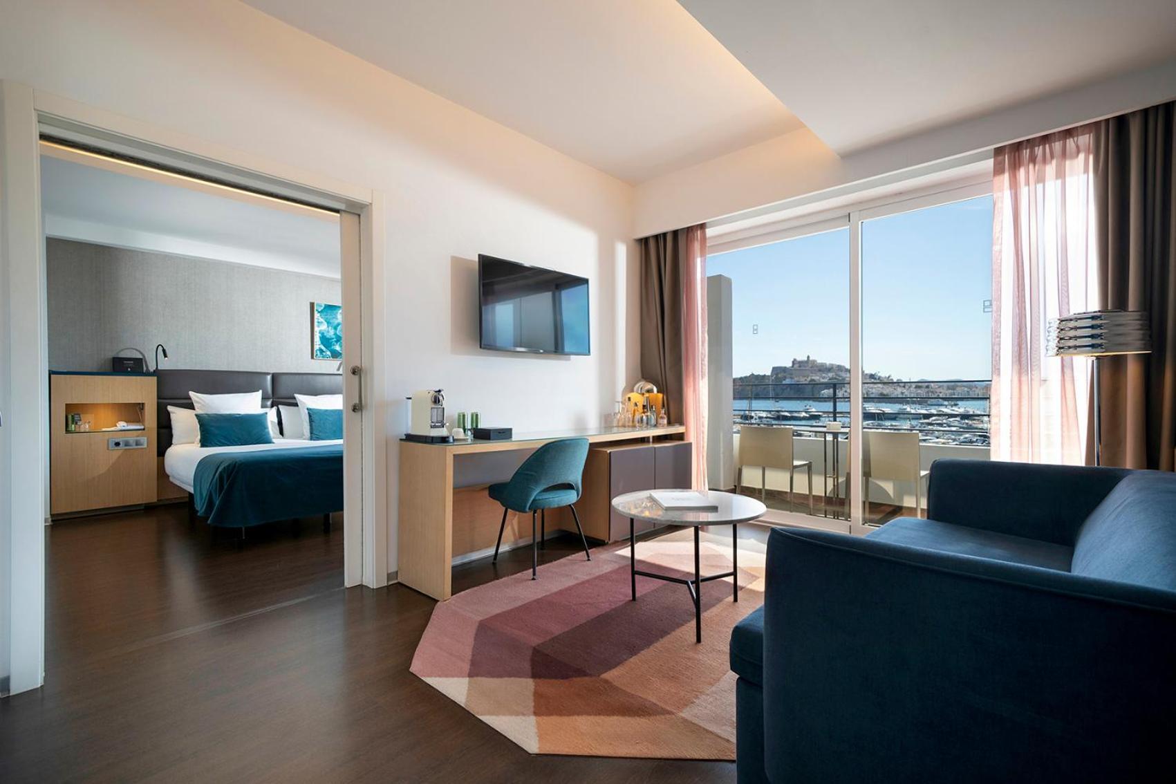 Suite Sea Old Town View