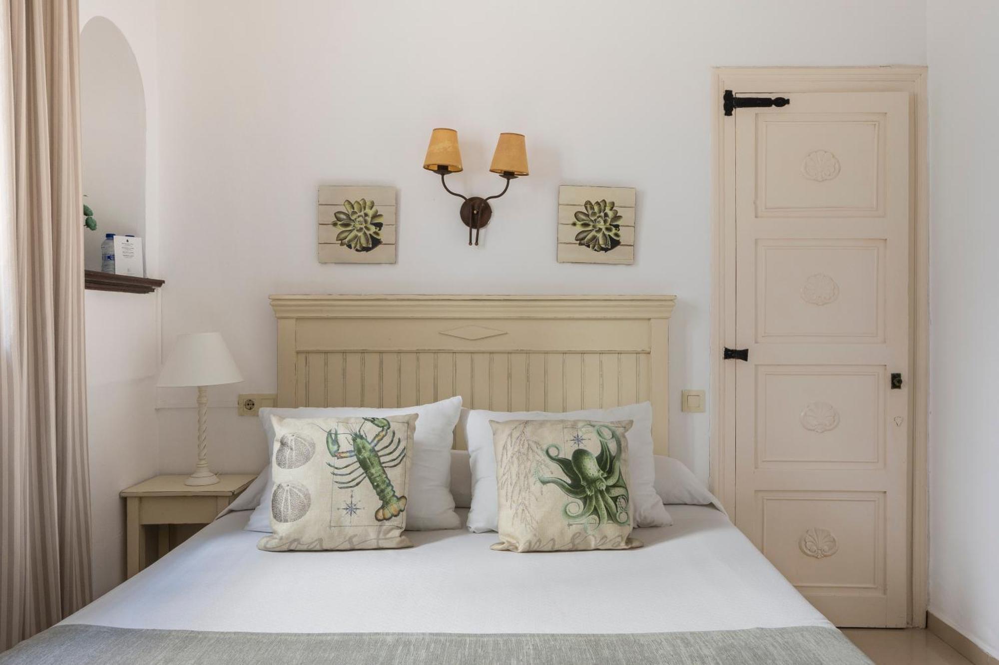 Economy Double or Twin Room