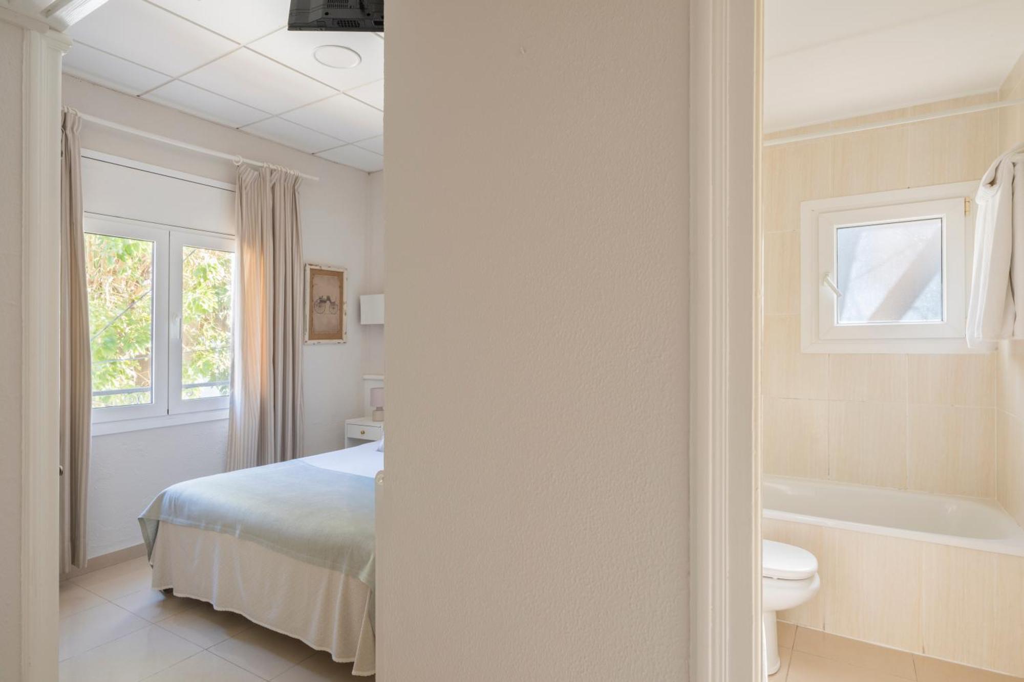 Economy Double or Twin Room