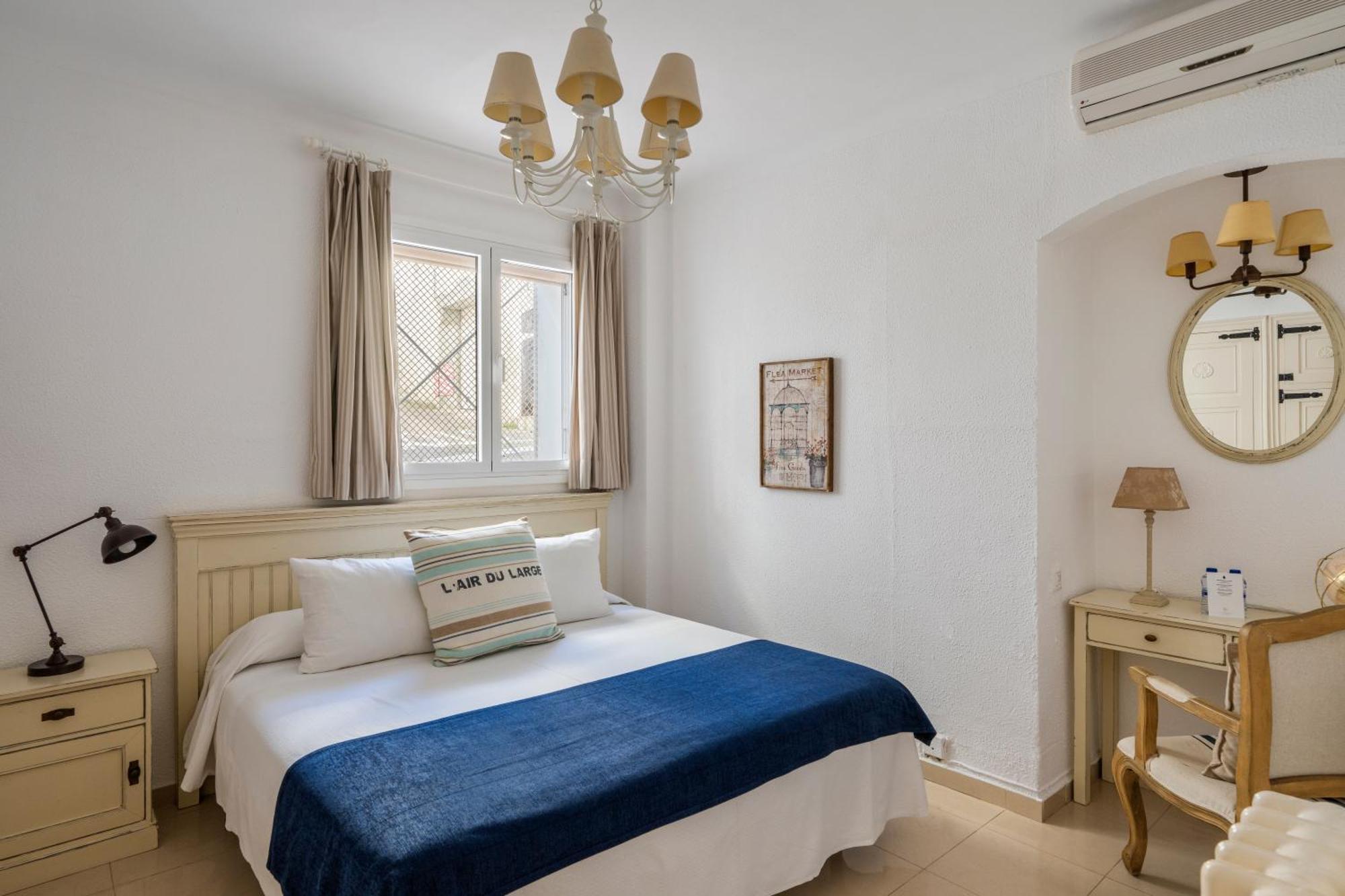Economy Double or Twin Room