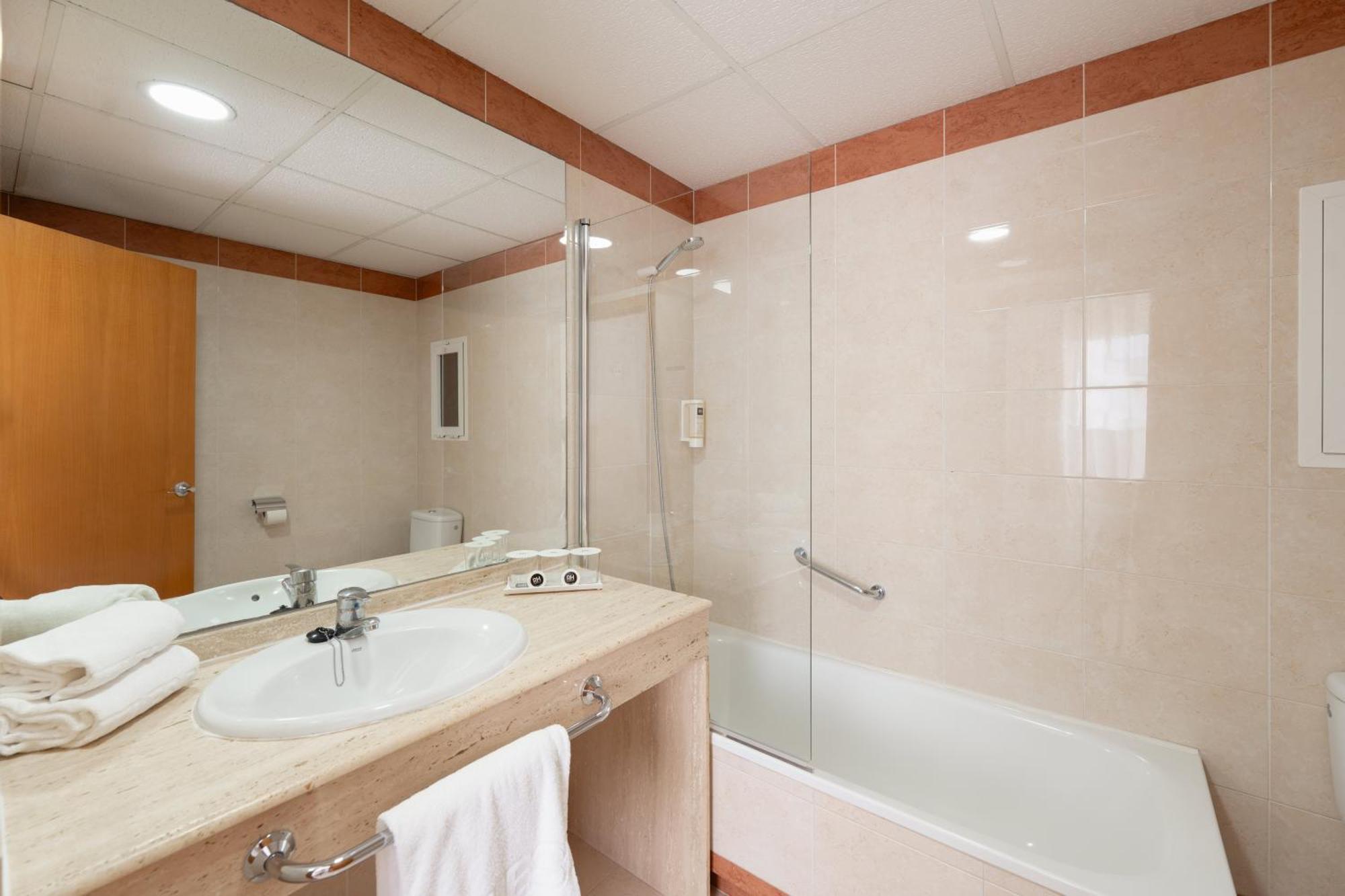 Twin Room Terrace