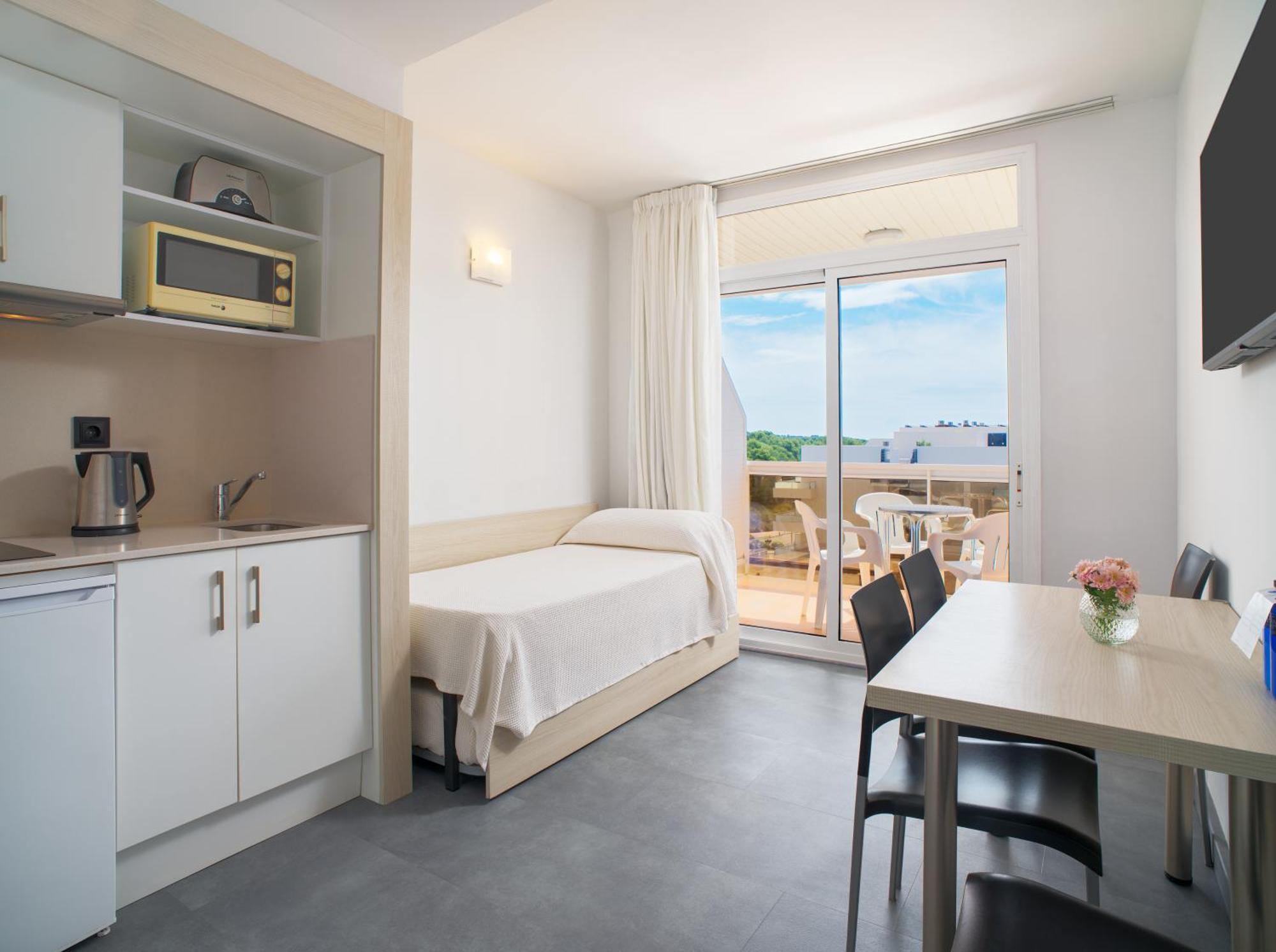 Chambre Supérieure Duplex 4* (2 adultes)