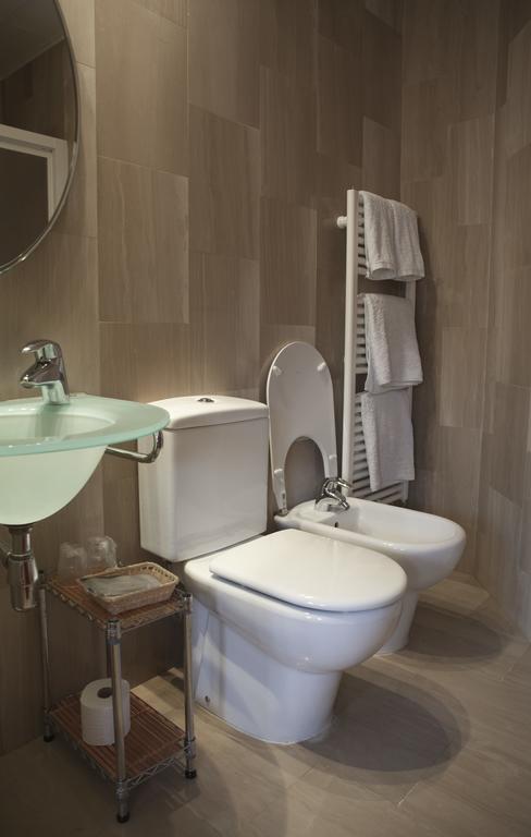 Interior twin room