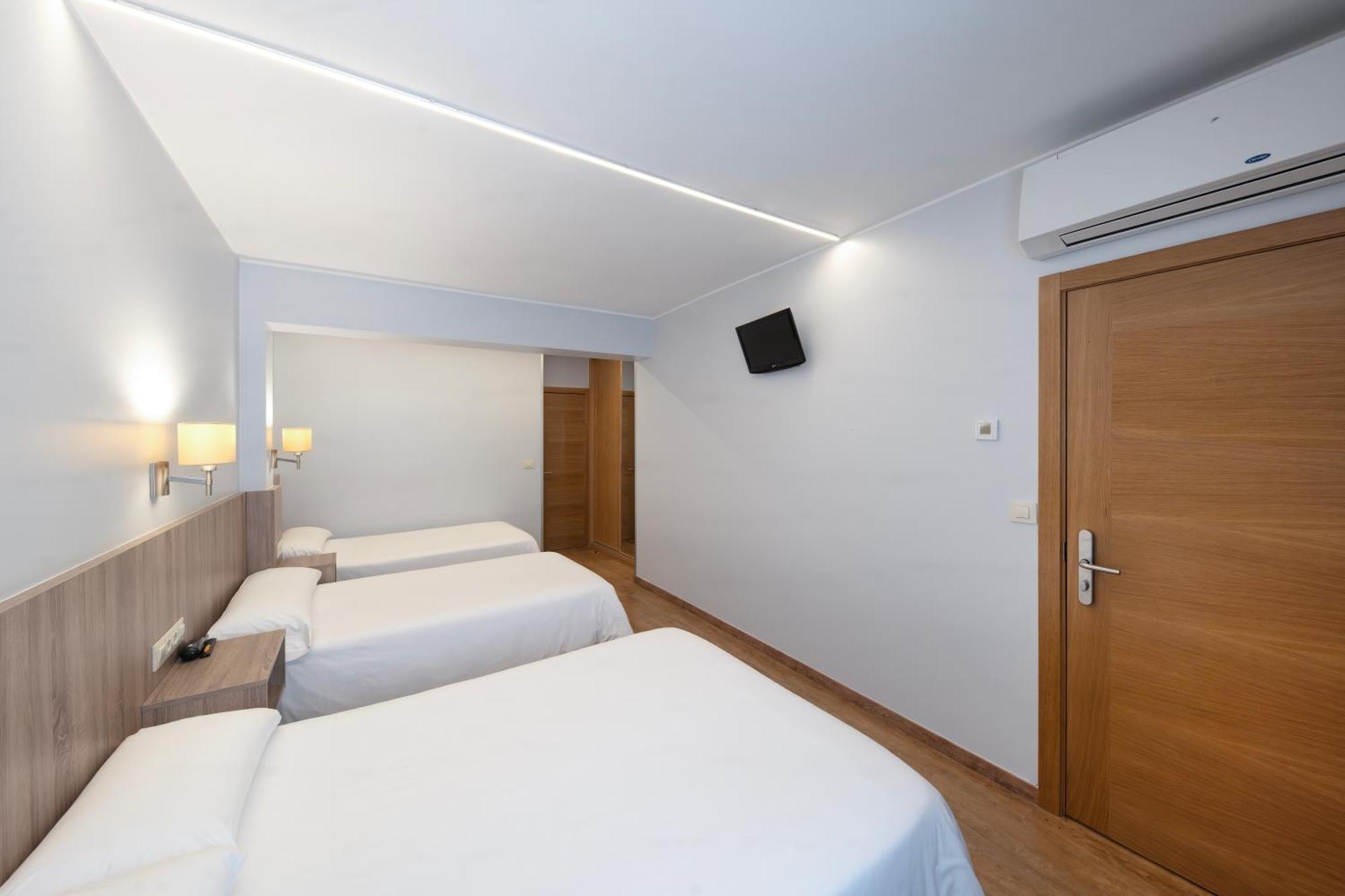 Quadruple Room,1698953877:JPEG