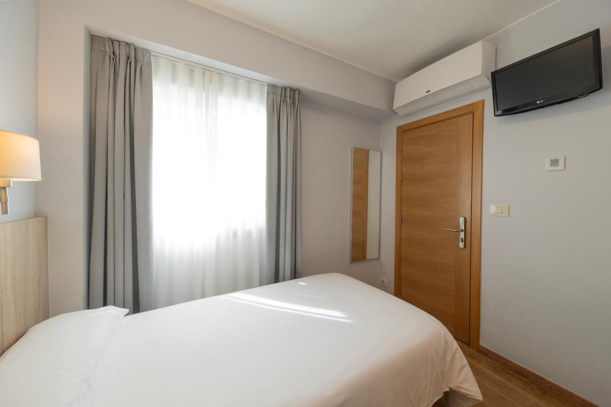 Single Room,1687475476:JPEG