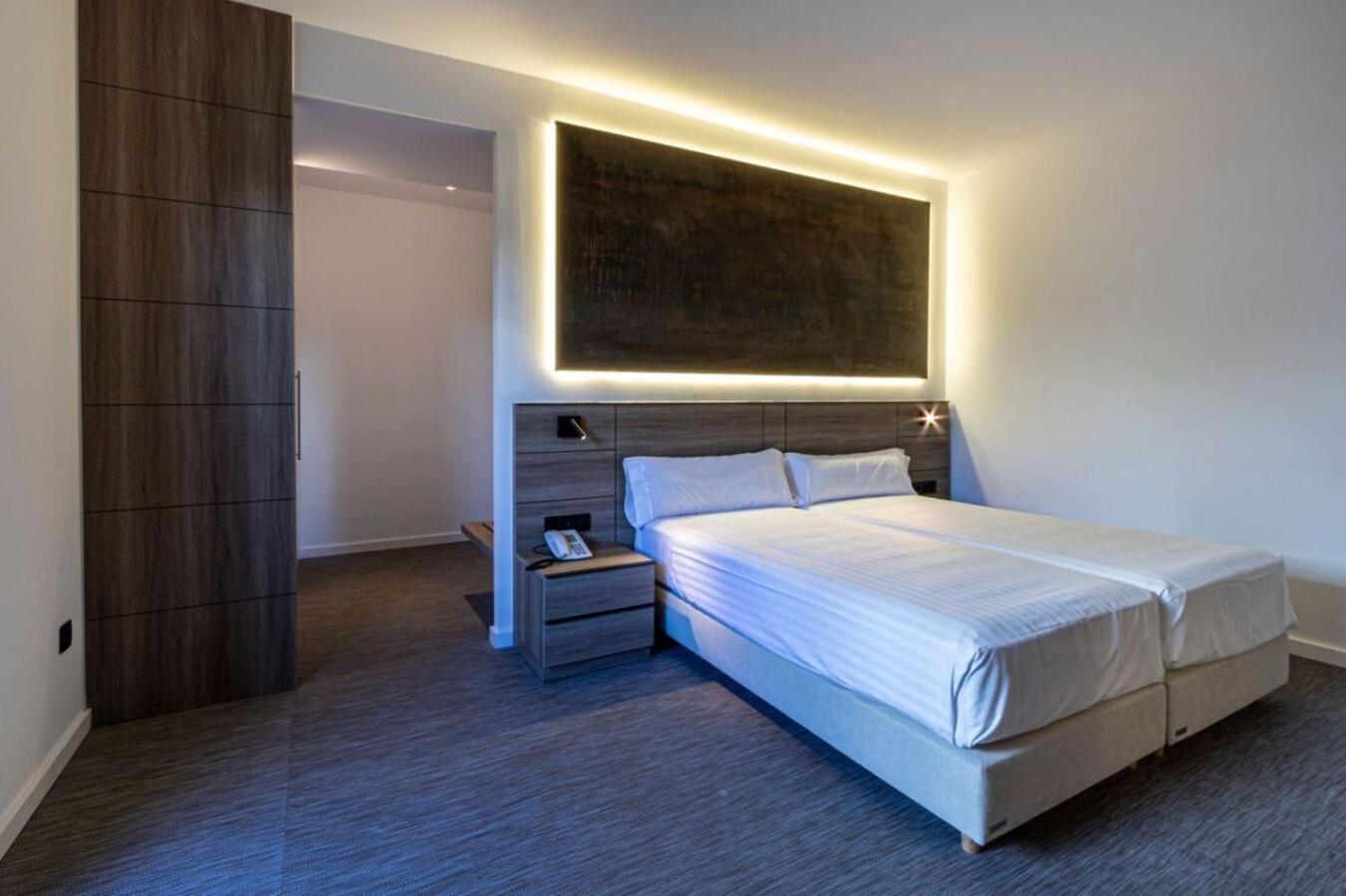 Double or Twin Room with Terrace,1689826590:JPEG