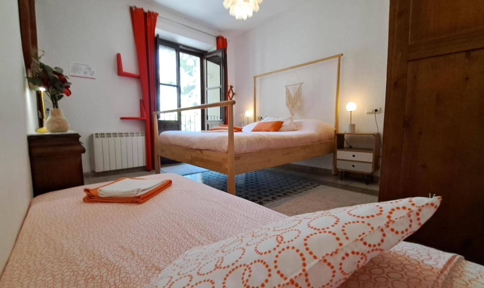 Double Room Private External Bathroom