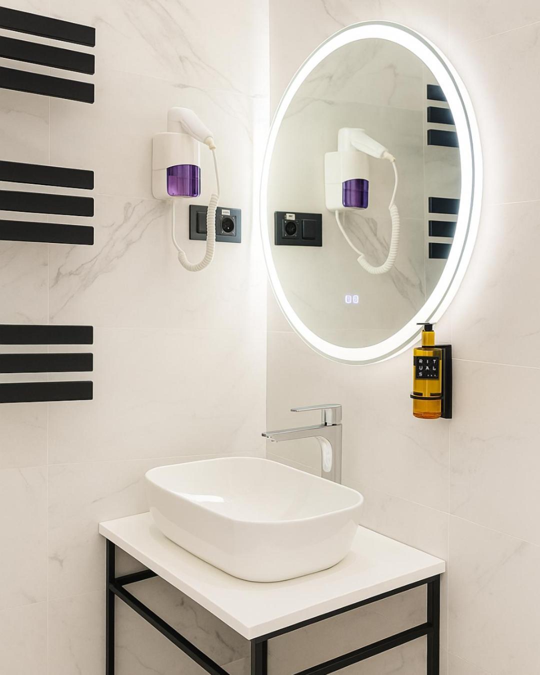 Double Room Private Bathroom
