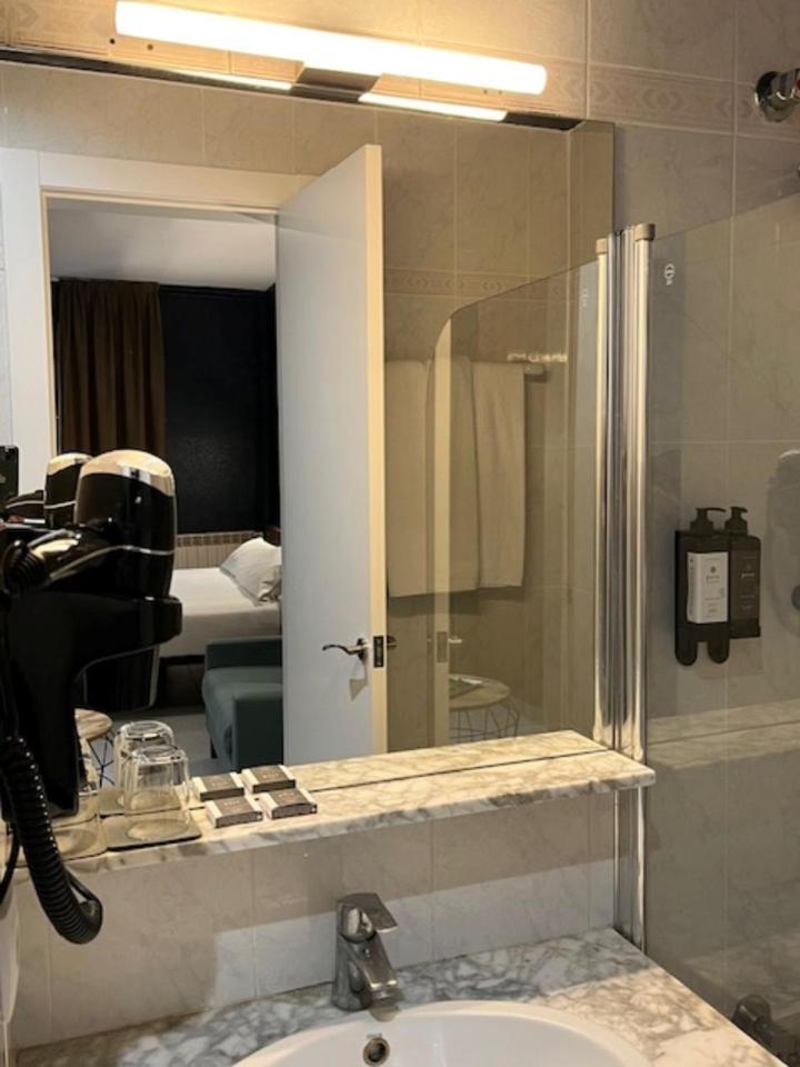 Superior Queen Room,1695318392:JPEG
