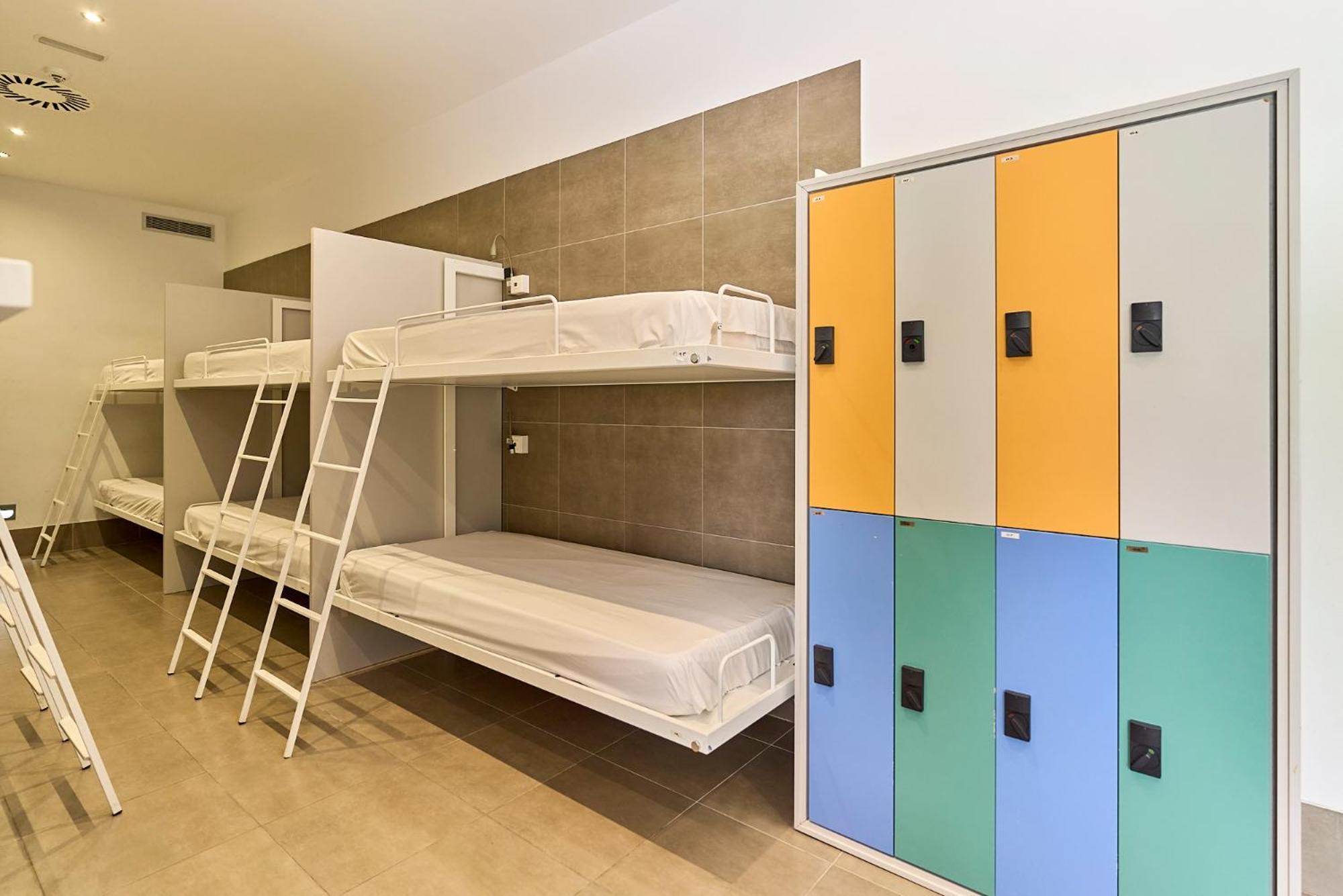 Single Bed Dormitory Room