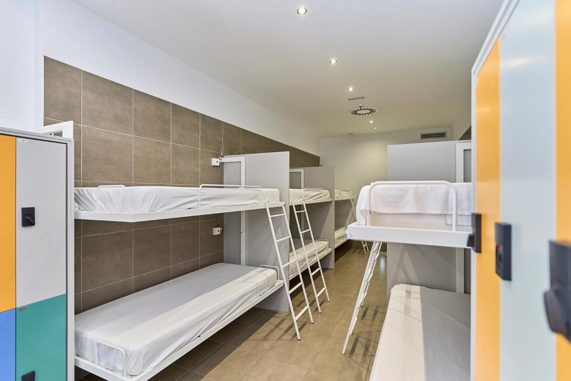 Single Bed Dormitory Room