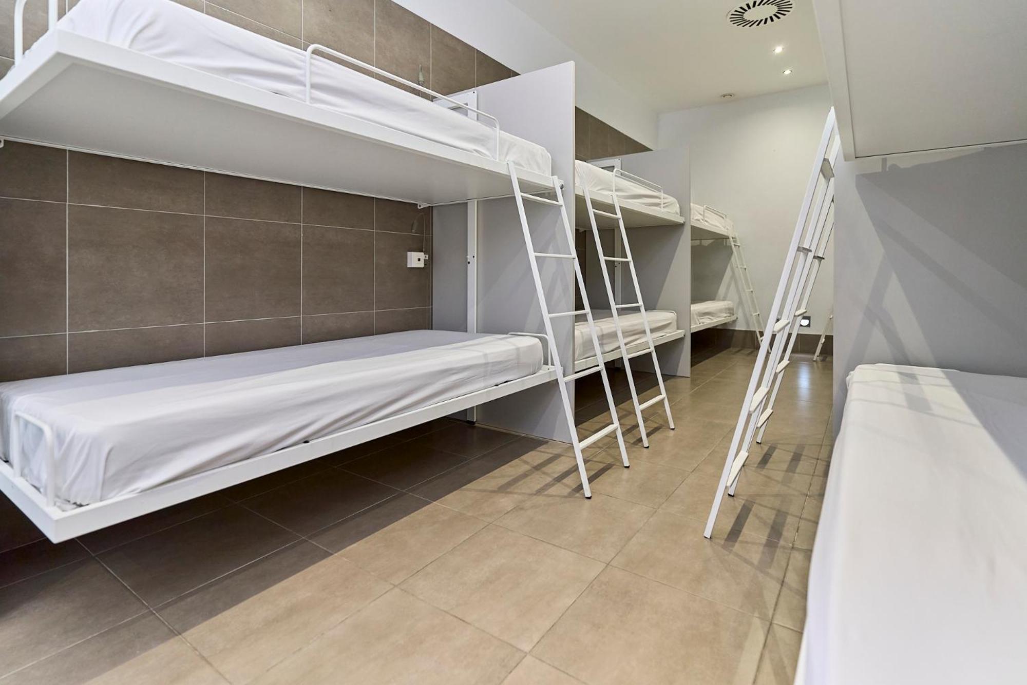 Single Bed Dormitory Room