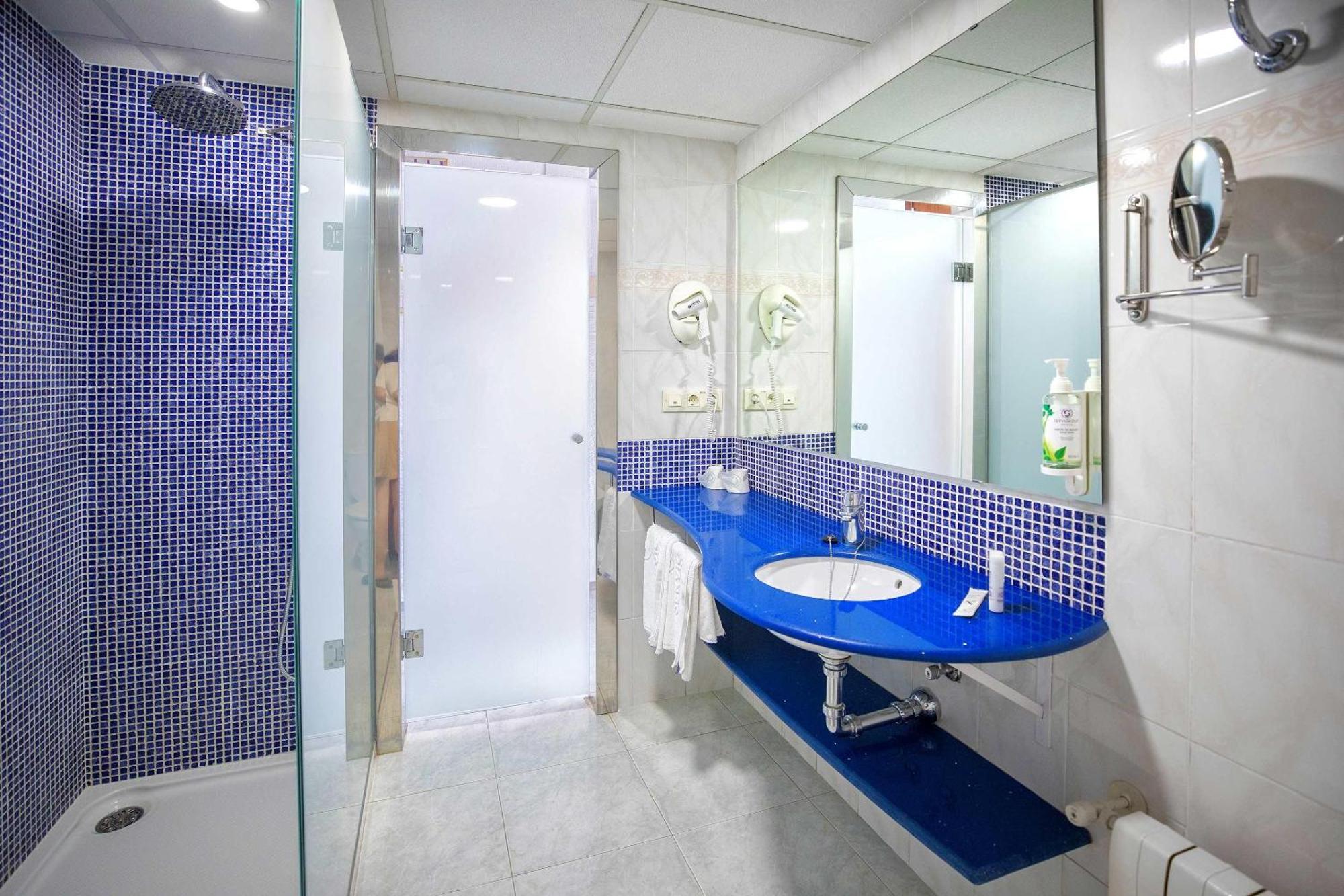 Double or Twin Room with Pool View ( 3 Adults),1697789928:JPEG