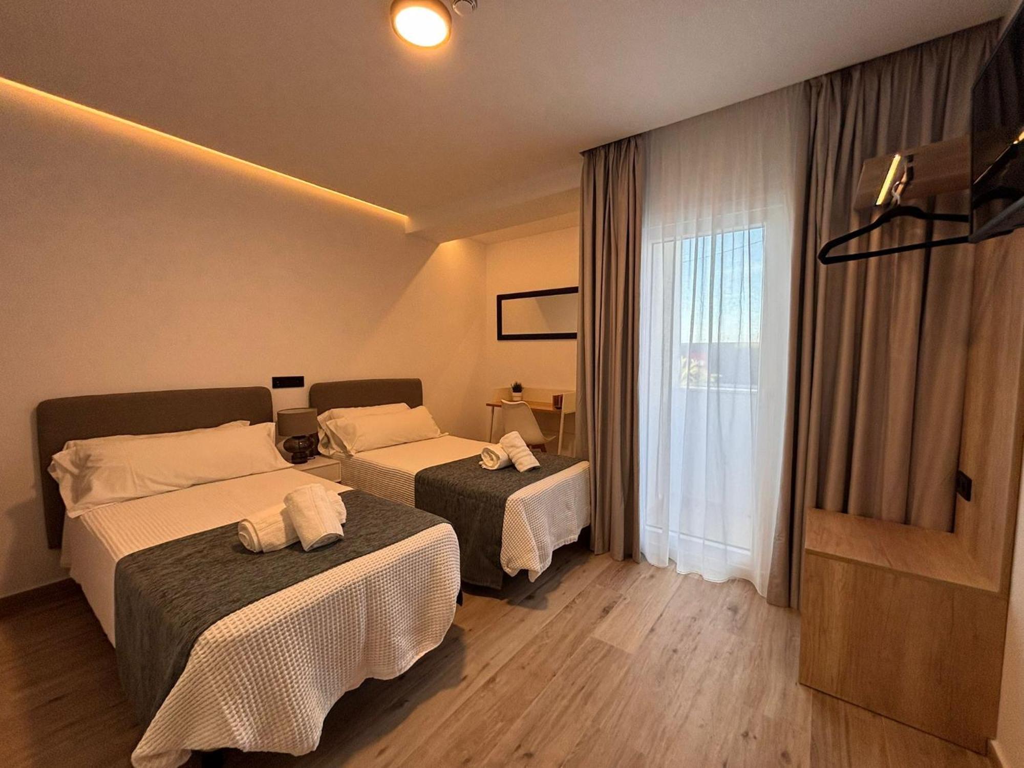 Deluxe Double or Twin Room,1703596138:JPEG