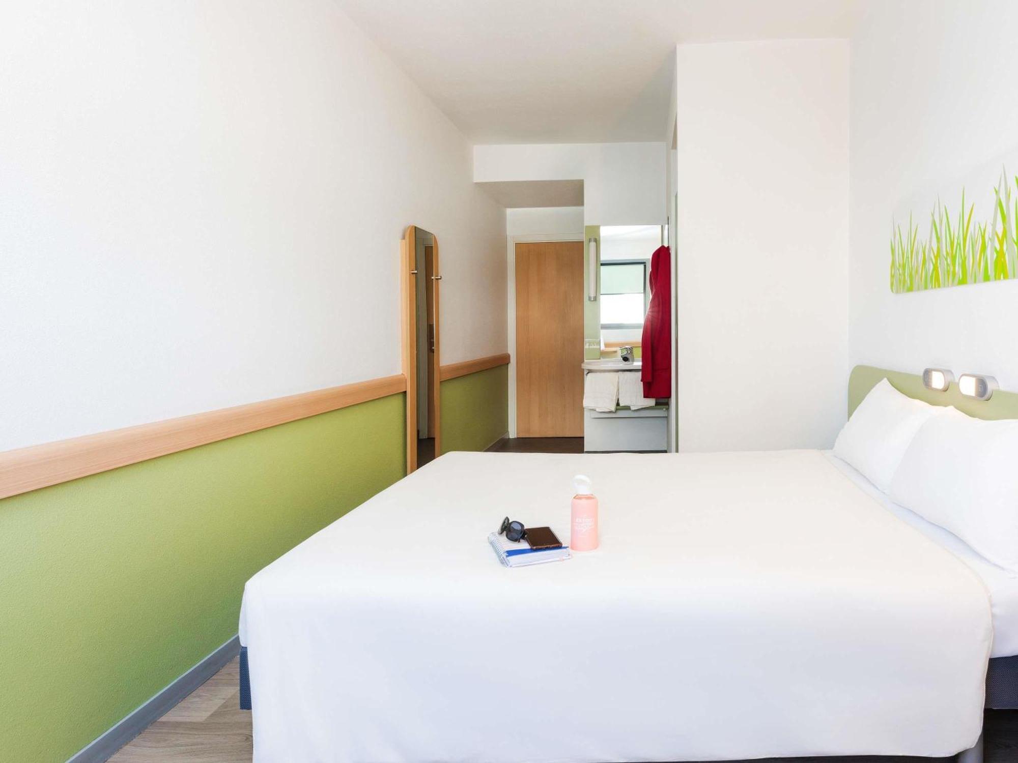 Classic Double Room