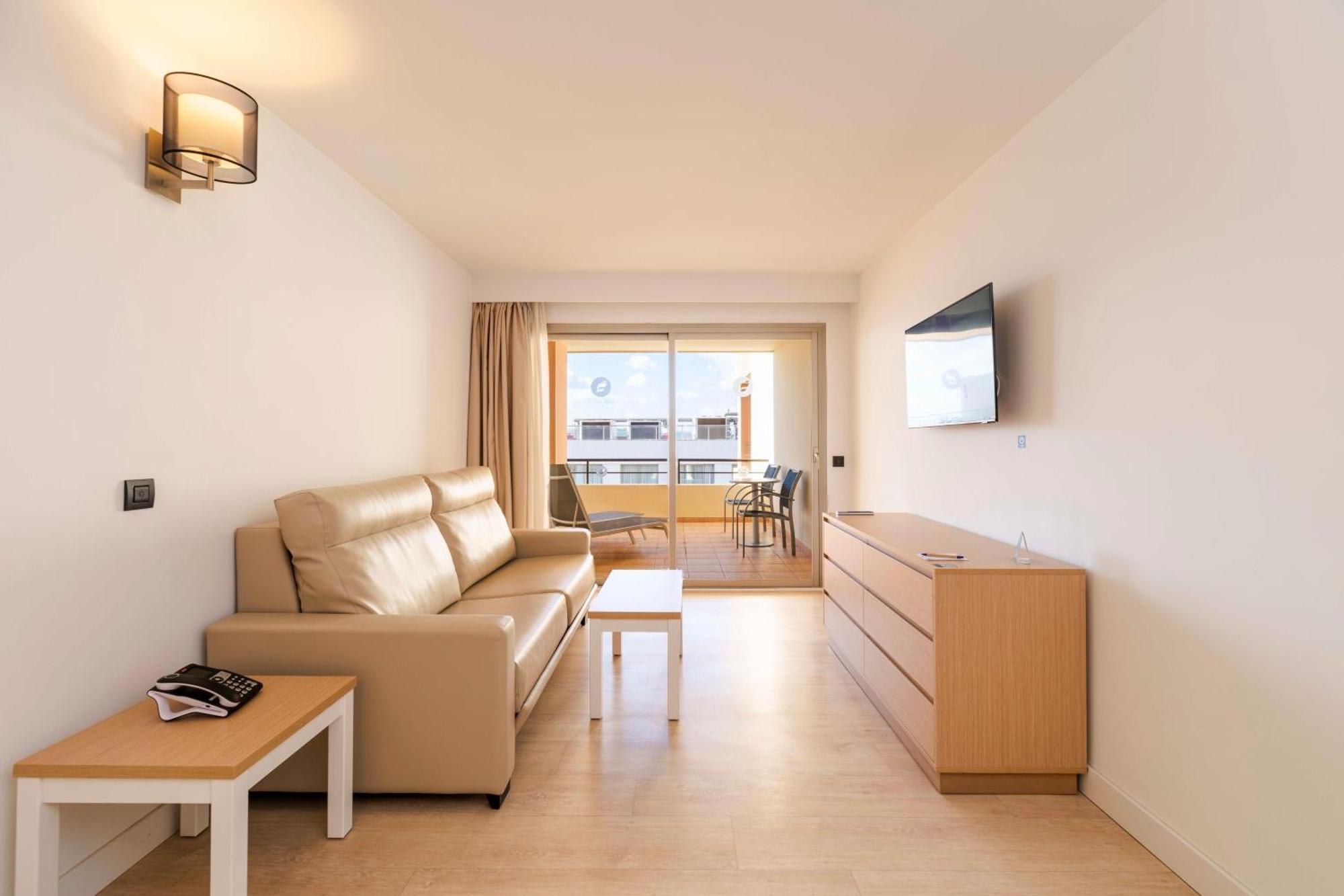 One-Bedroom Standard Apartment,1706781623:JPEG