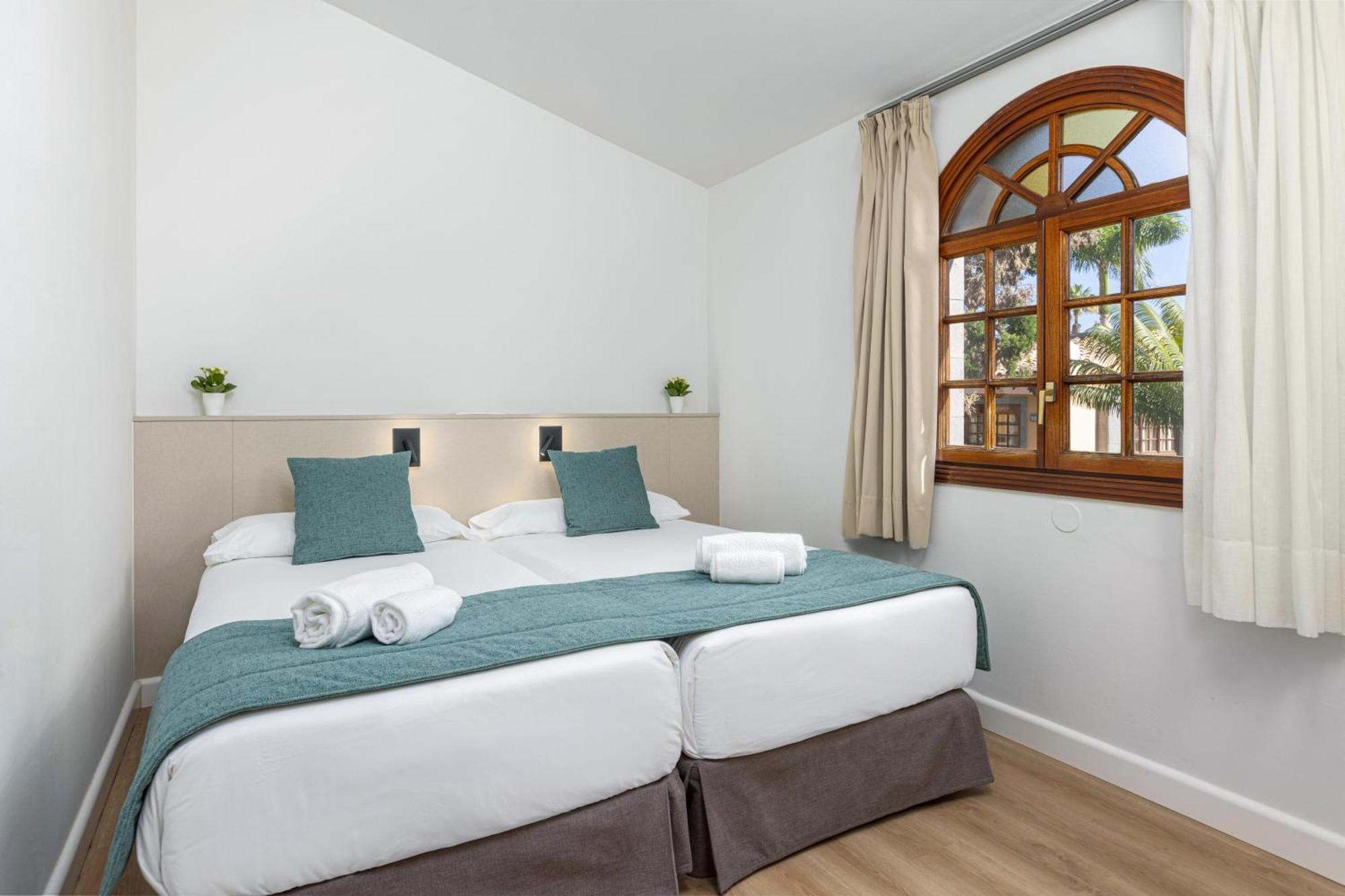 Three-Bedroom Bungalow,1706789542:JPEG