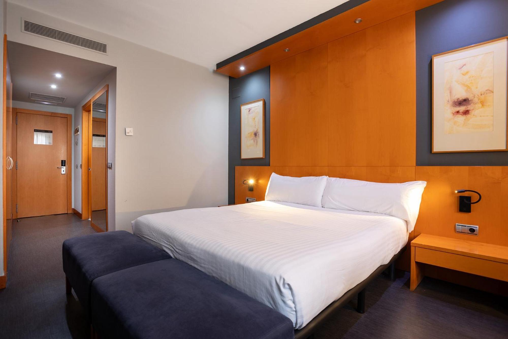 Large Double Room