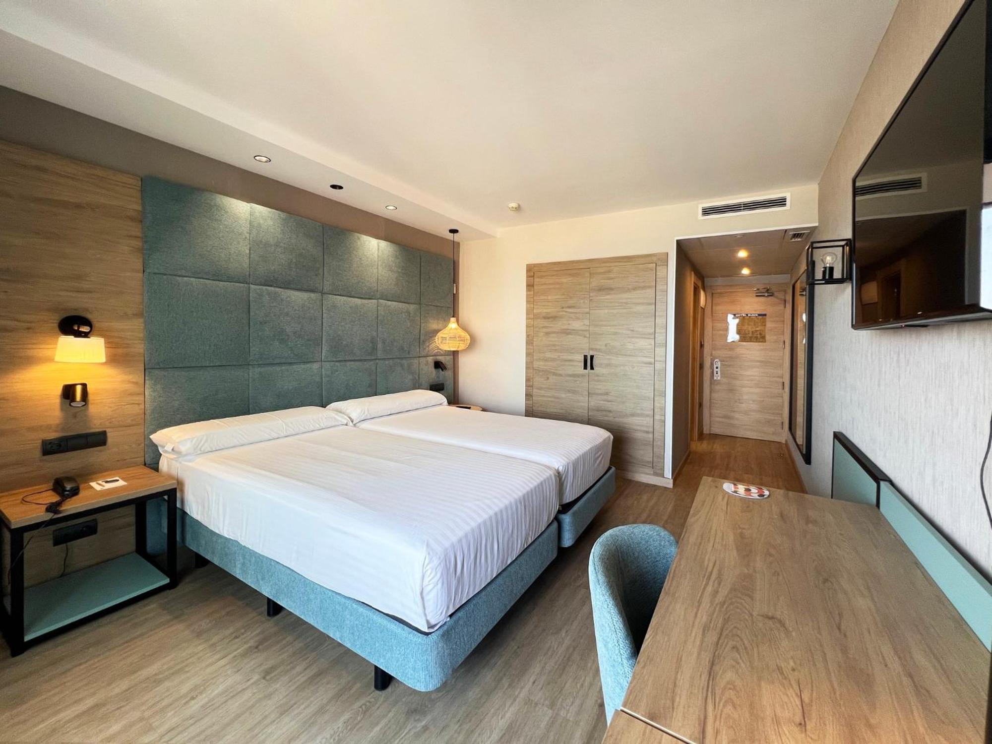 Superior Double or Twin Room with City View
