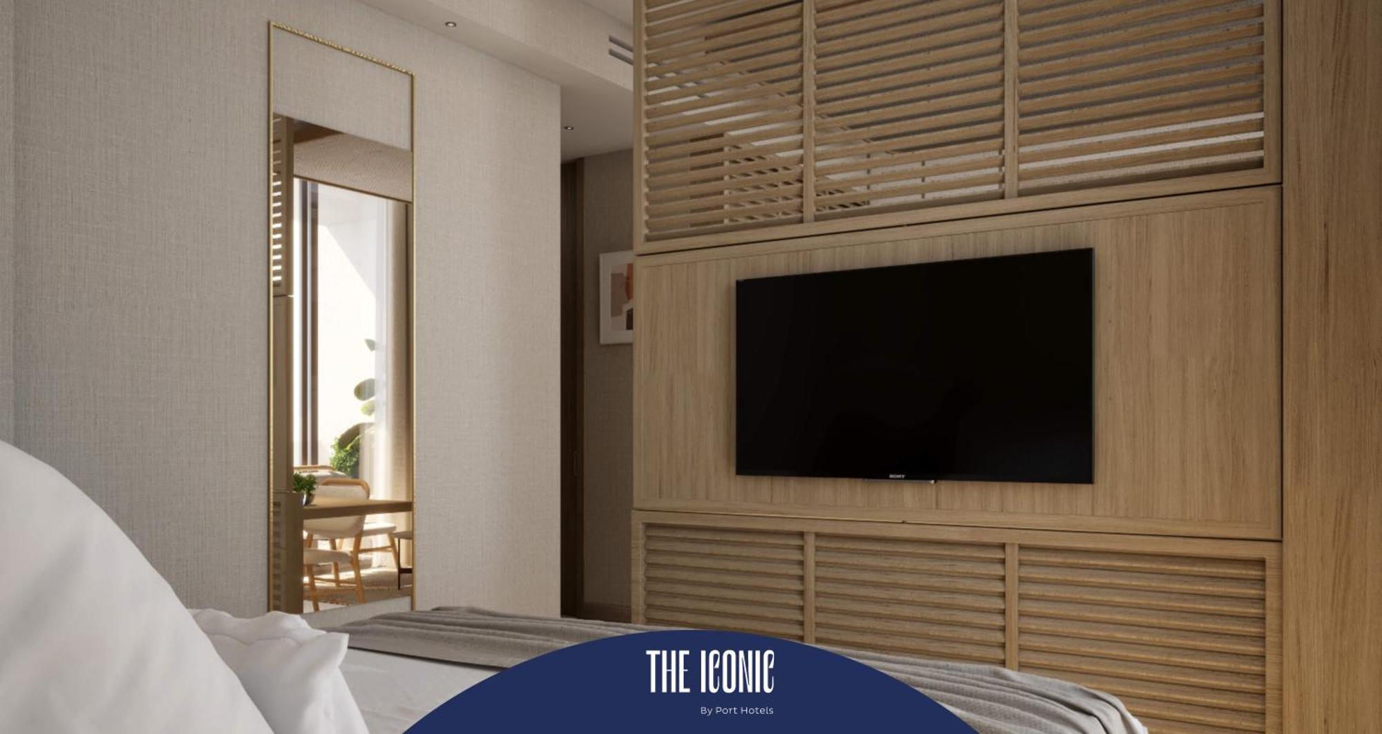 Junior Suite with Panoramic Sea View - Club Iconic (3 Adults)