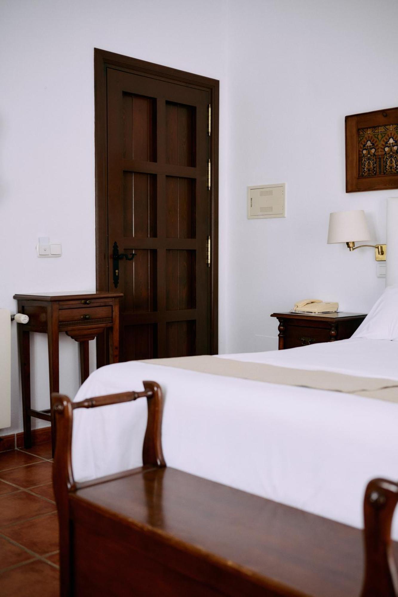 Double Room Mountain View