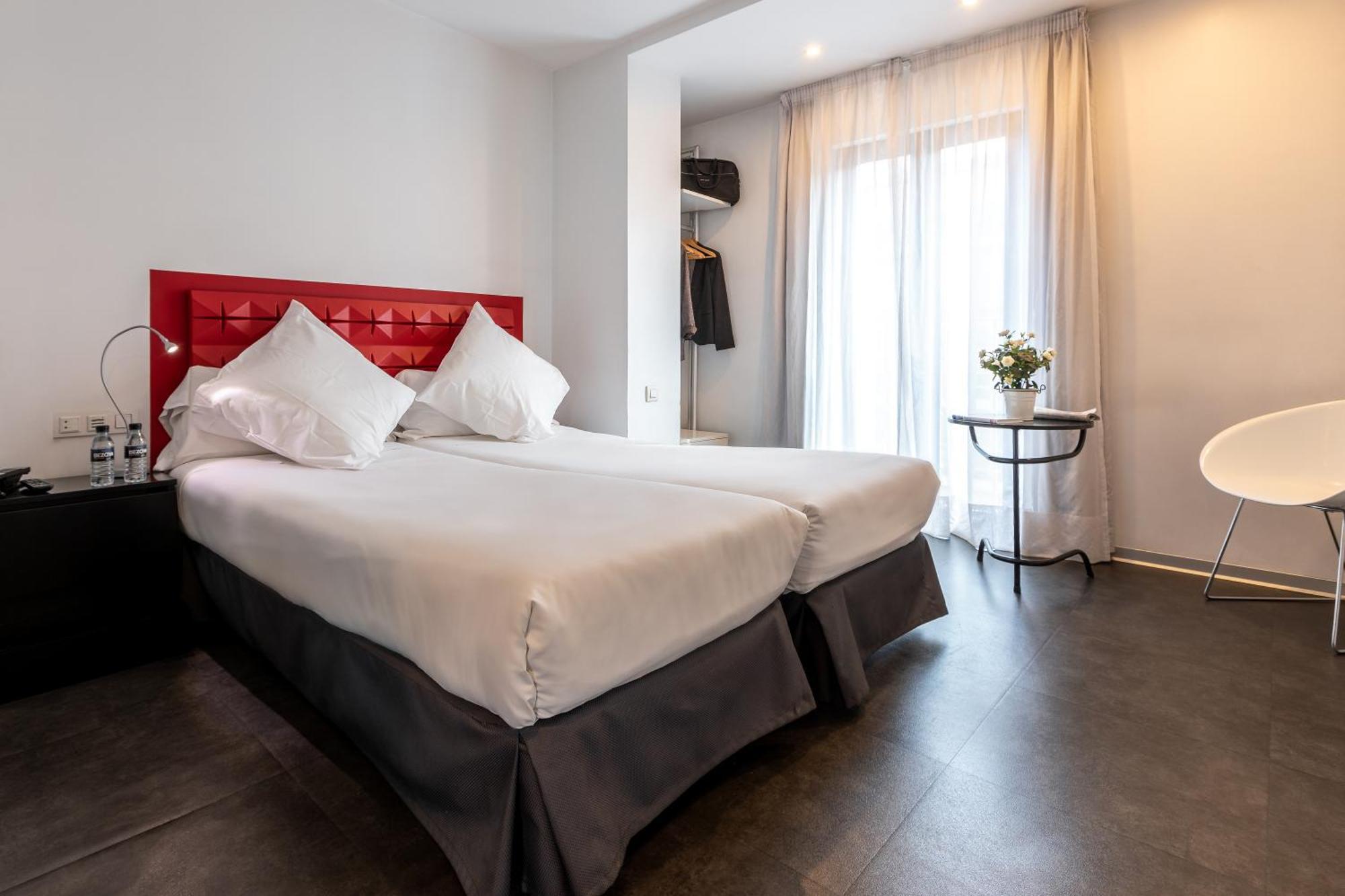 Superior Double or Twin Room,1742643841:JPEG