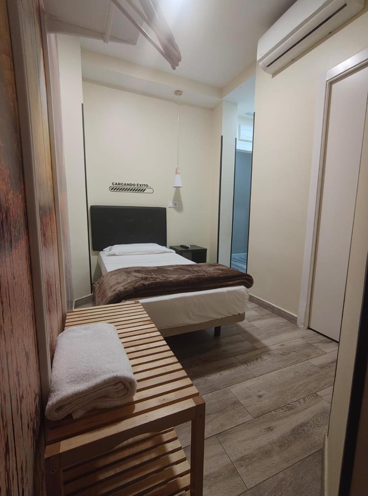 Single Room Private Bathroom