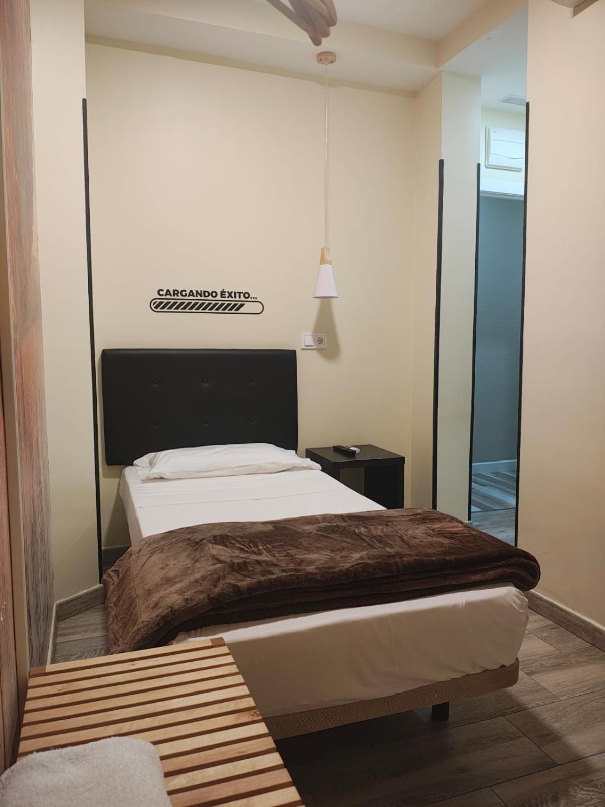 Single Room Private Bathroom