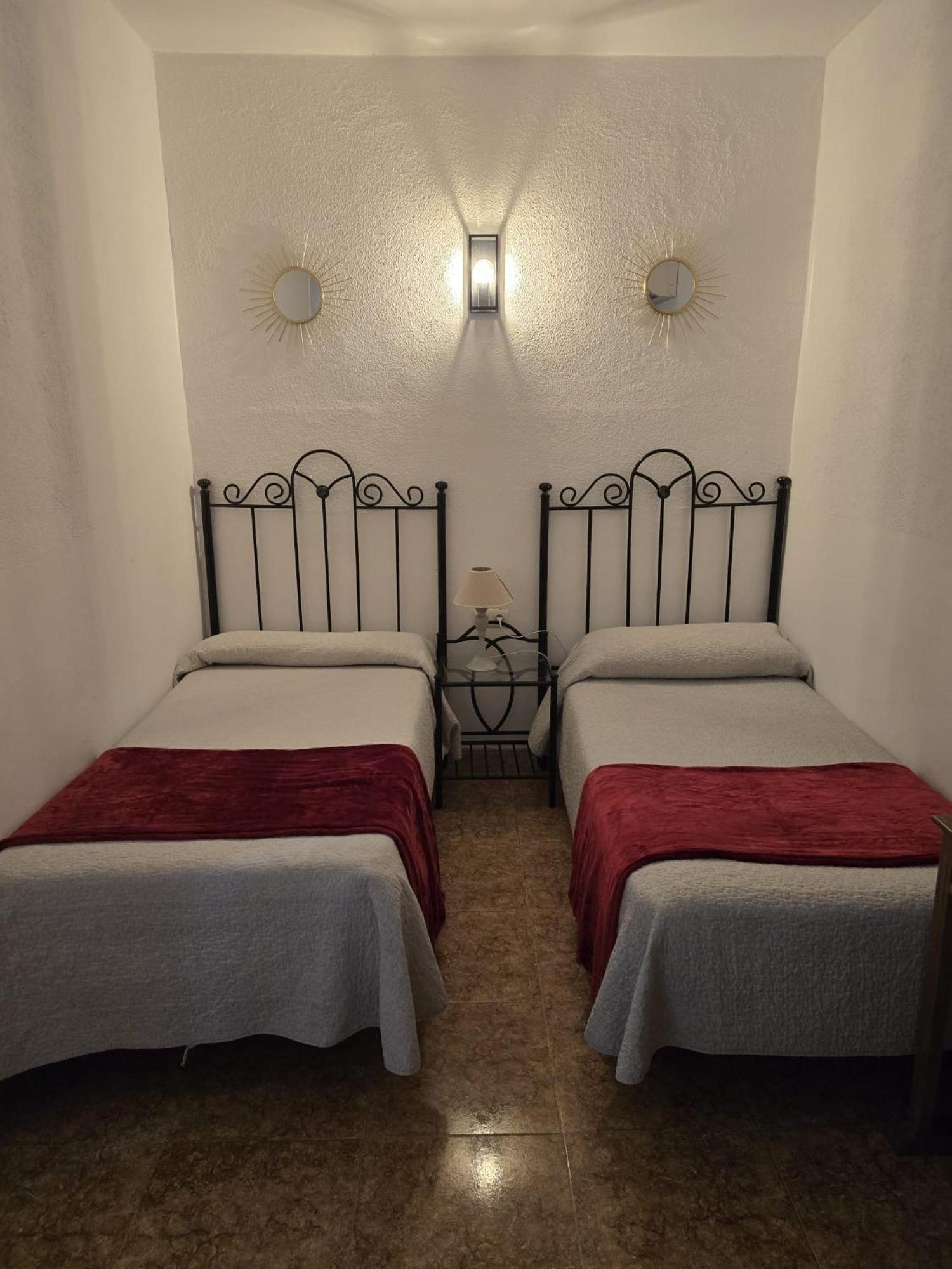 Camera Doppia con Letti Singoli