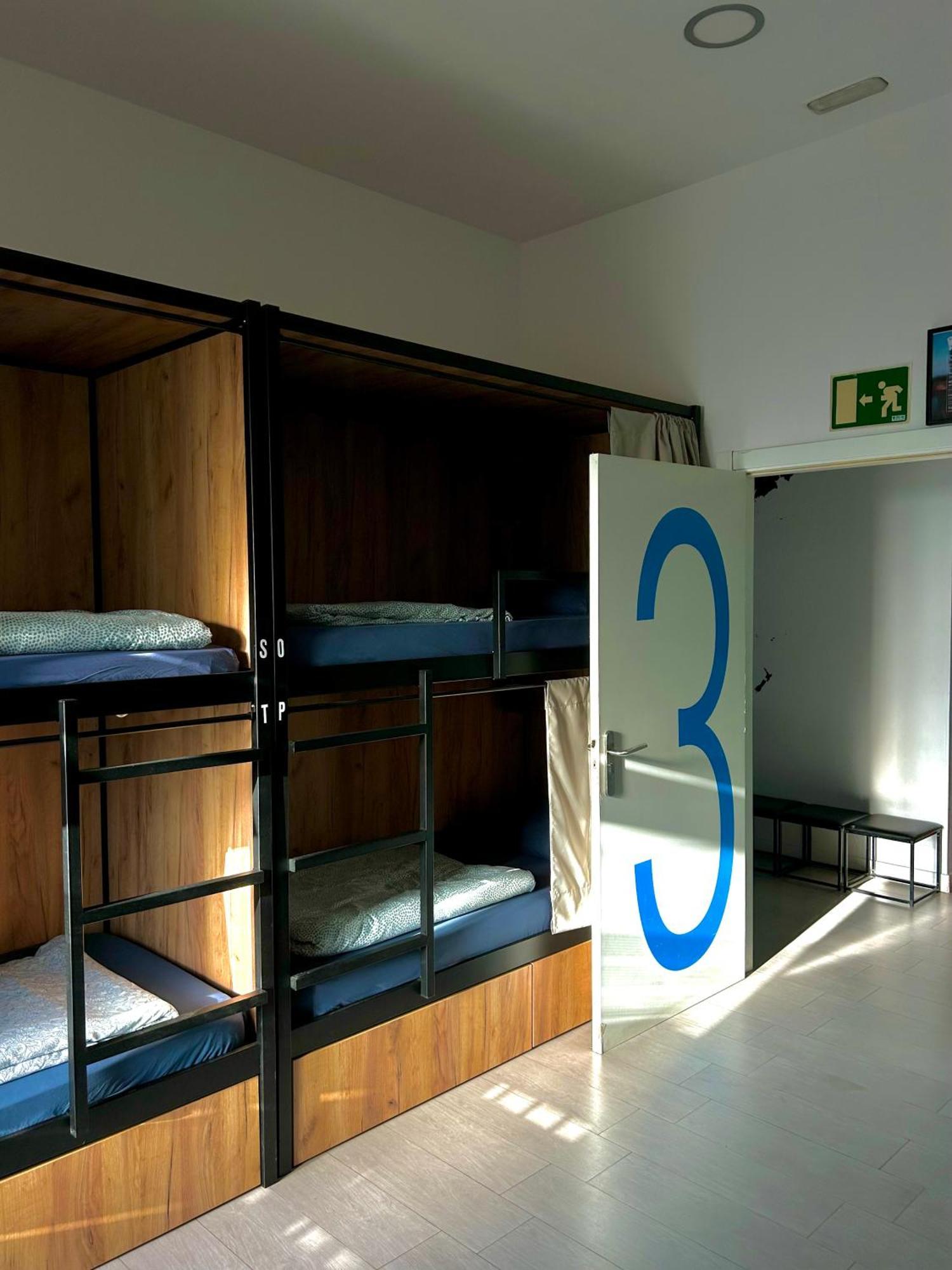 Lit dans Dortoir Mixte de 8 Lits