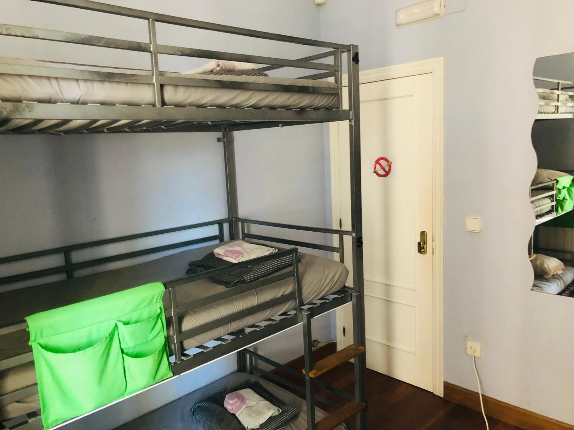 Bett im gemischten 6-Bett-Schlafsaal