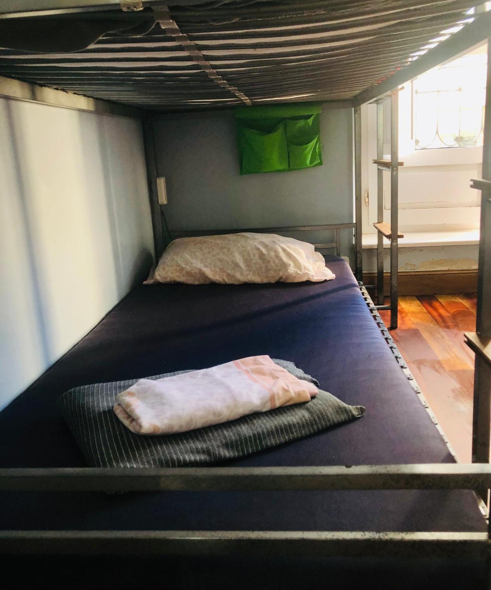 Bett im 6-Bett-Schlafsaal (Frauen)