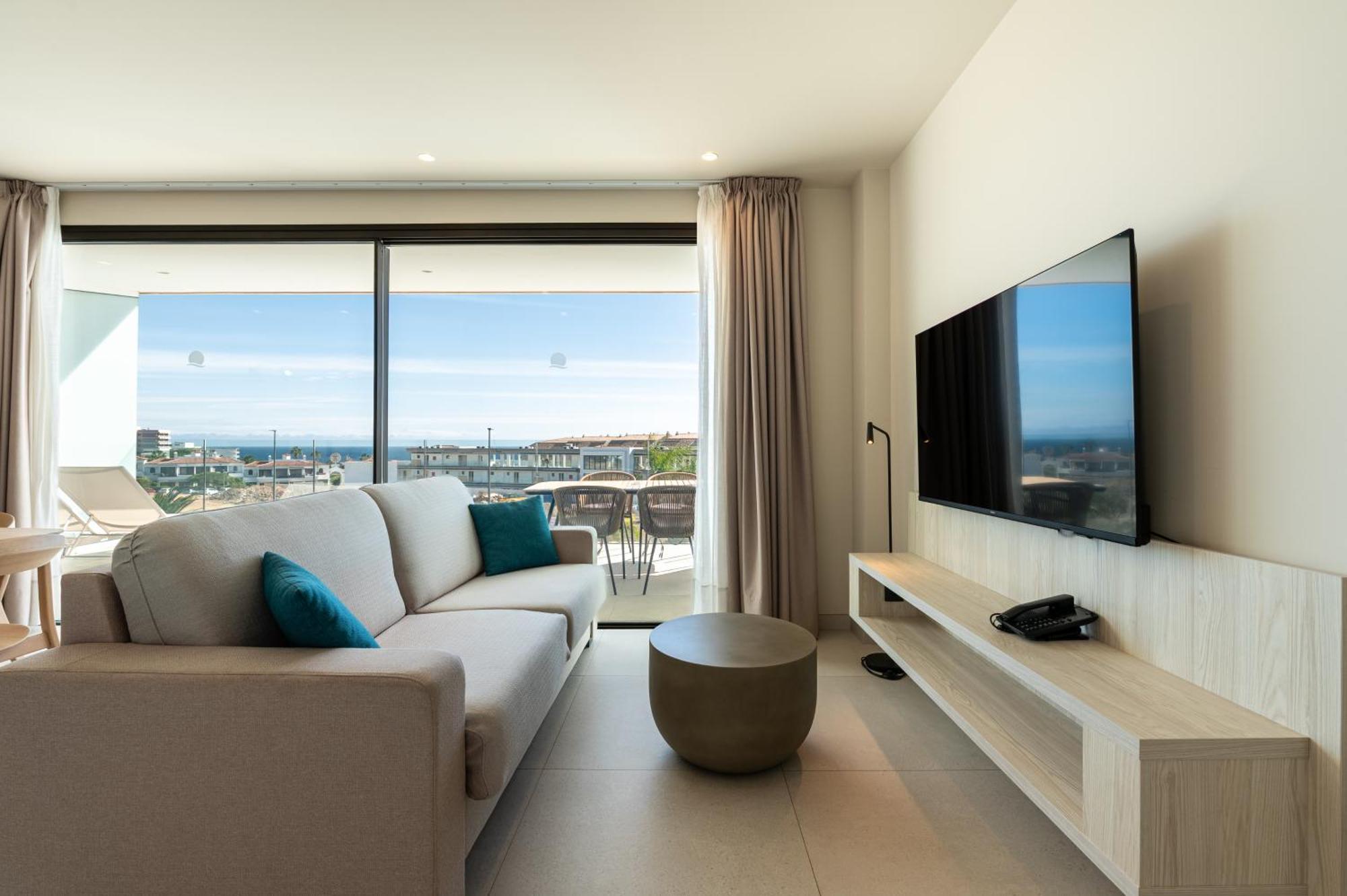Two-Bedroom Apartment,1743709849:JPEG