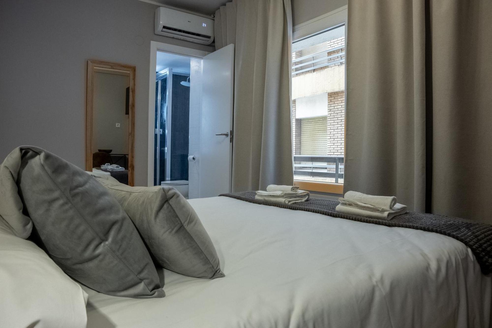 Double Room Private Bathroom