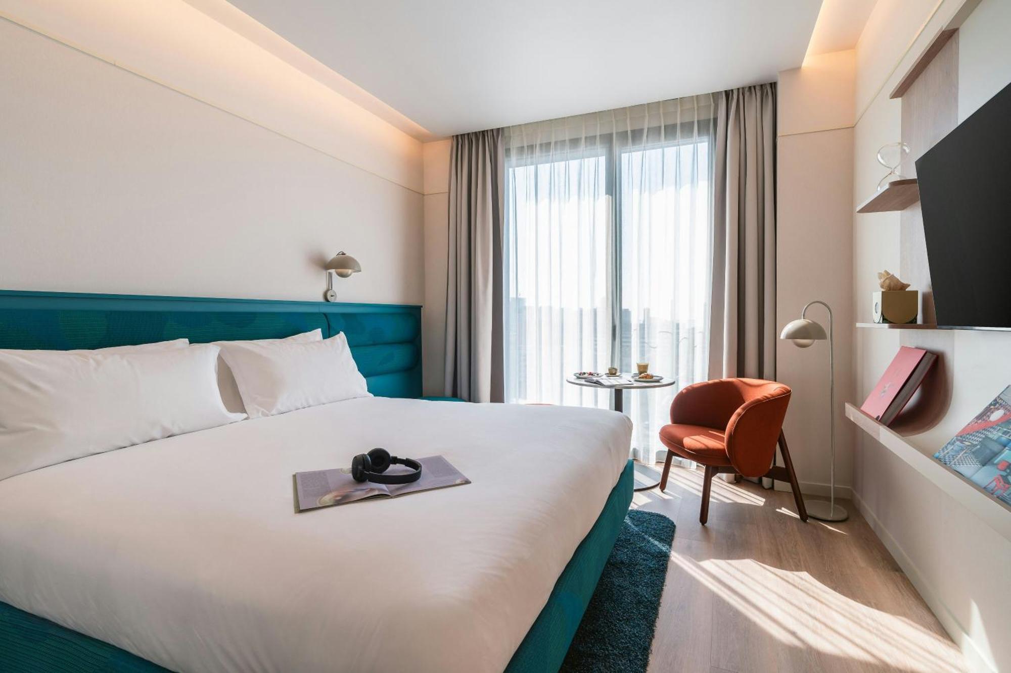 Deluxe Double Room,1748567844:JPEG